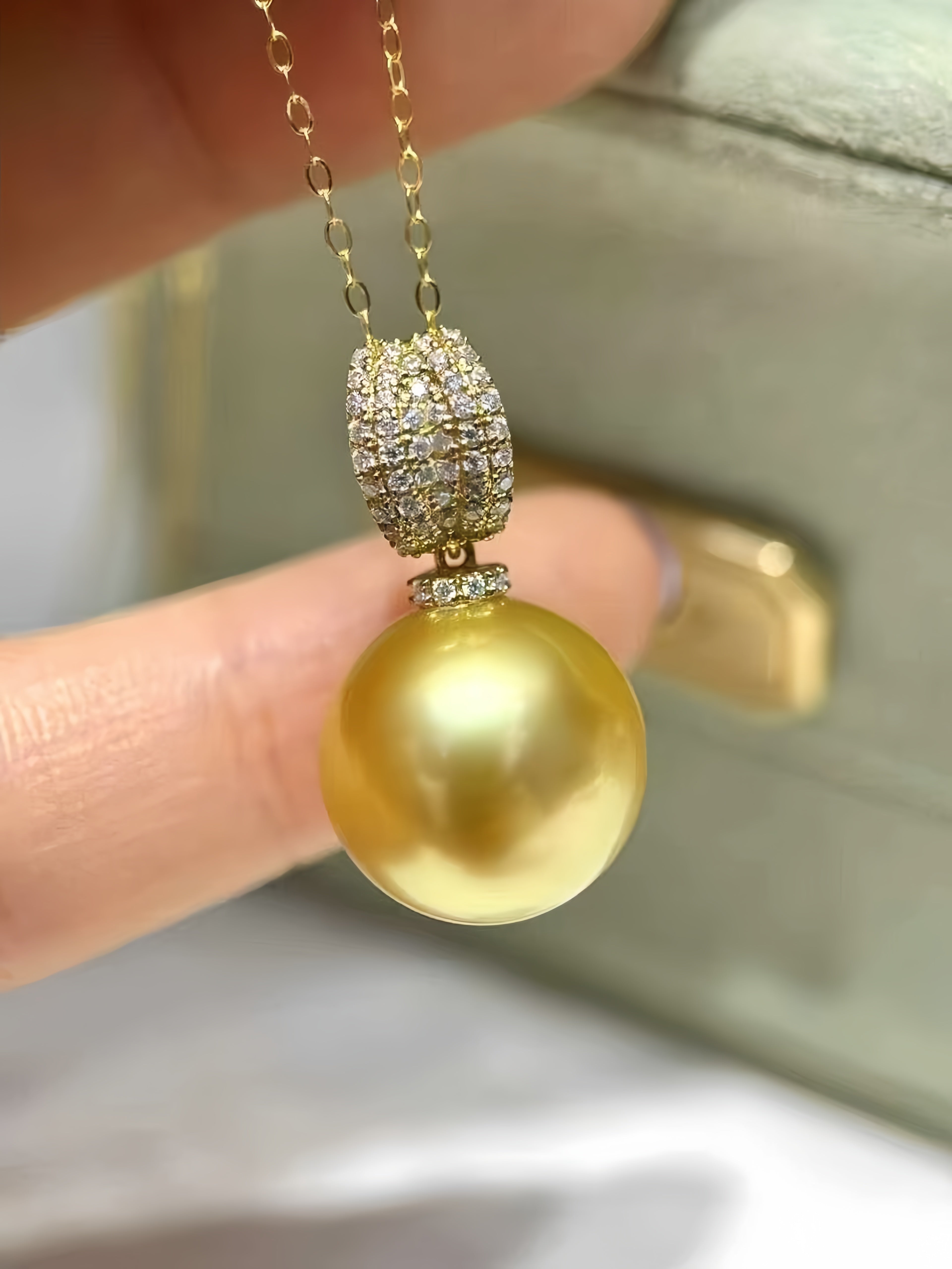 13-14mm South Sea Gold Pearl Pendant/18K Gold P.03