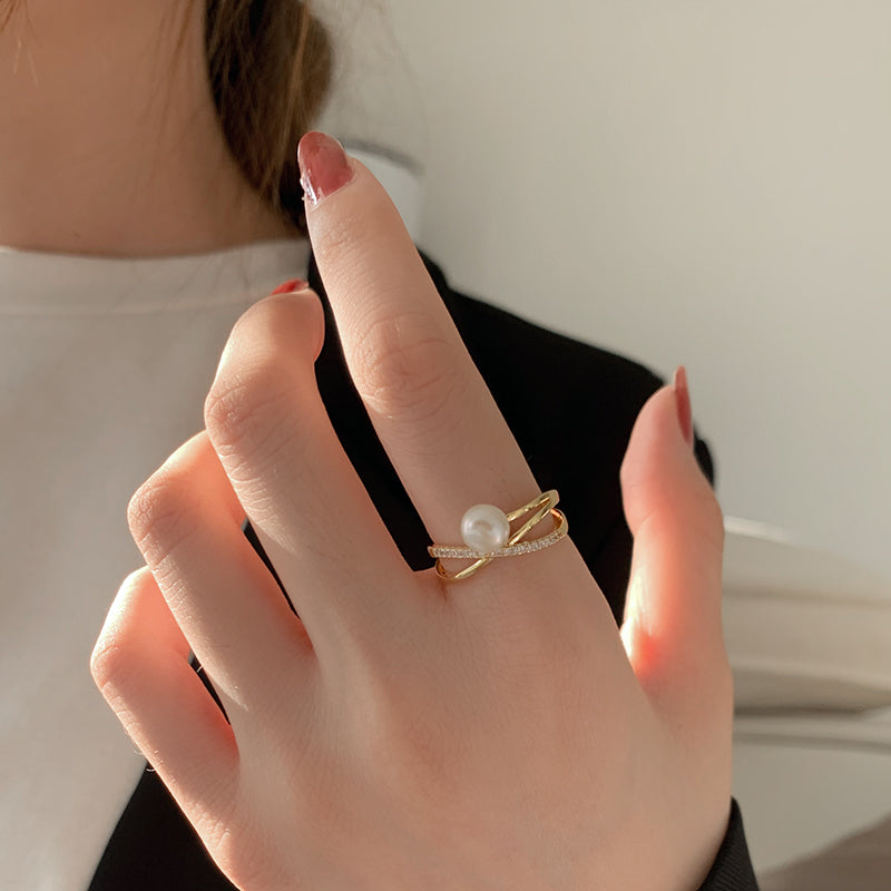 Alya's - Mobius Ring R.01