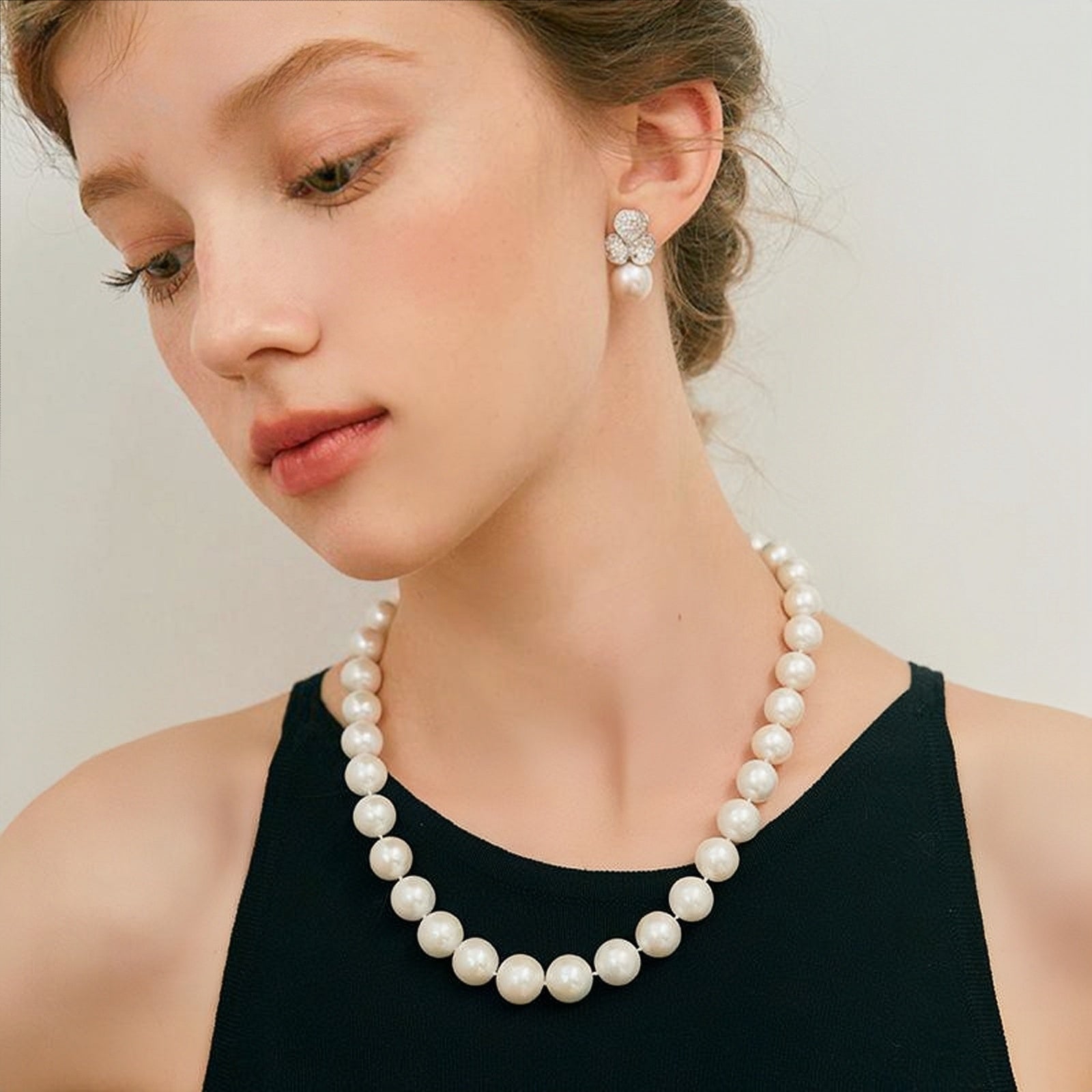 Royal Pearl Necklace