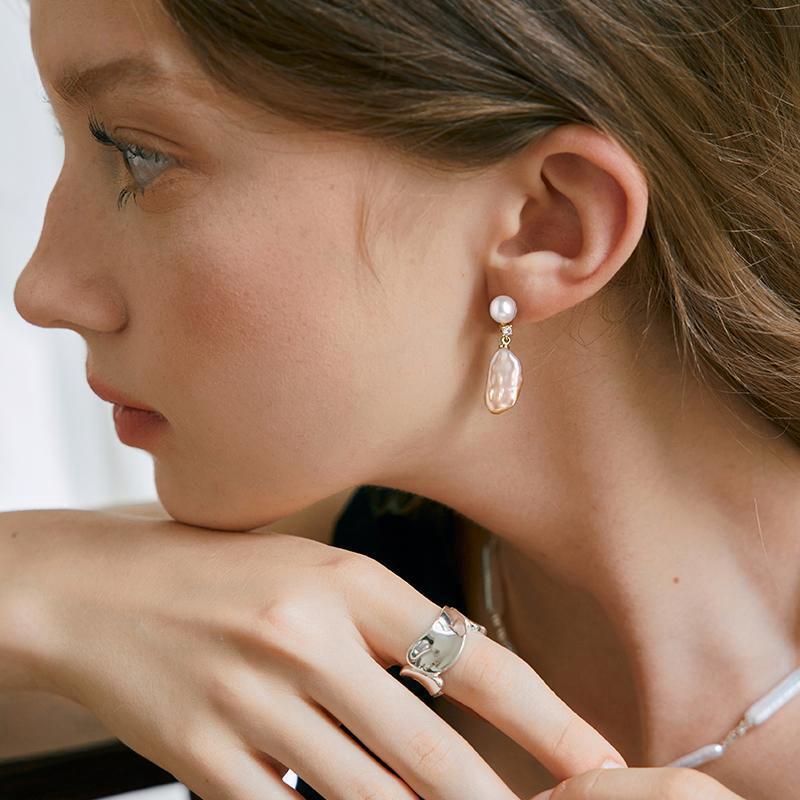 Alya's - Baroque Earrings E.01