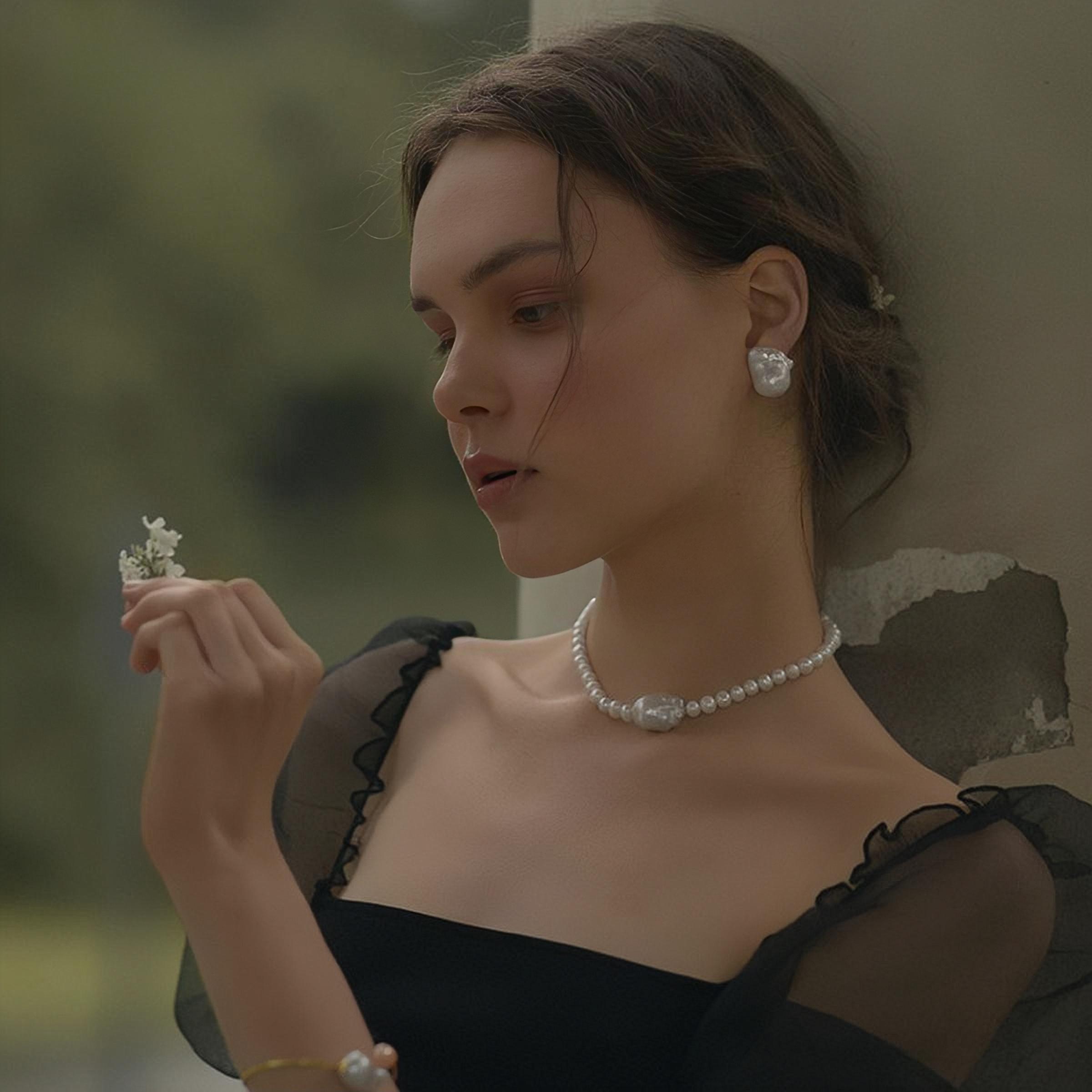 Alya's - Baroque Earrings E.02