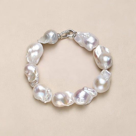 Alya's - Baroque Pearl Bracelet
