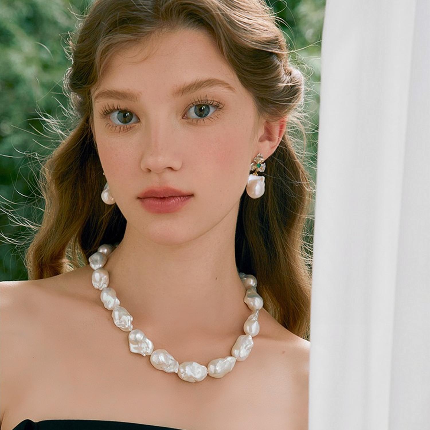 Alya's - Baroque Earrings E.03