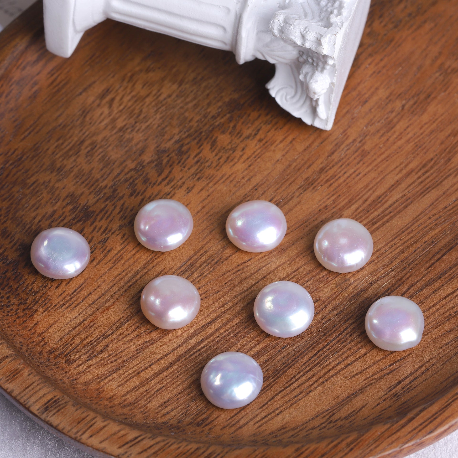 Opalescent Coin Pearls