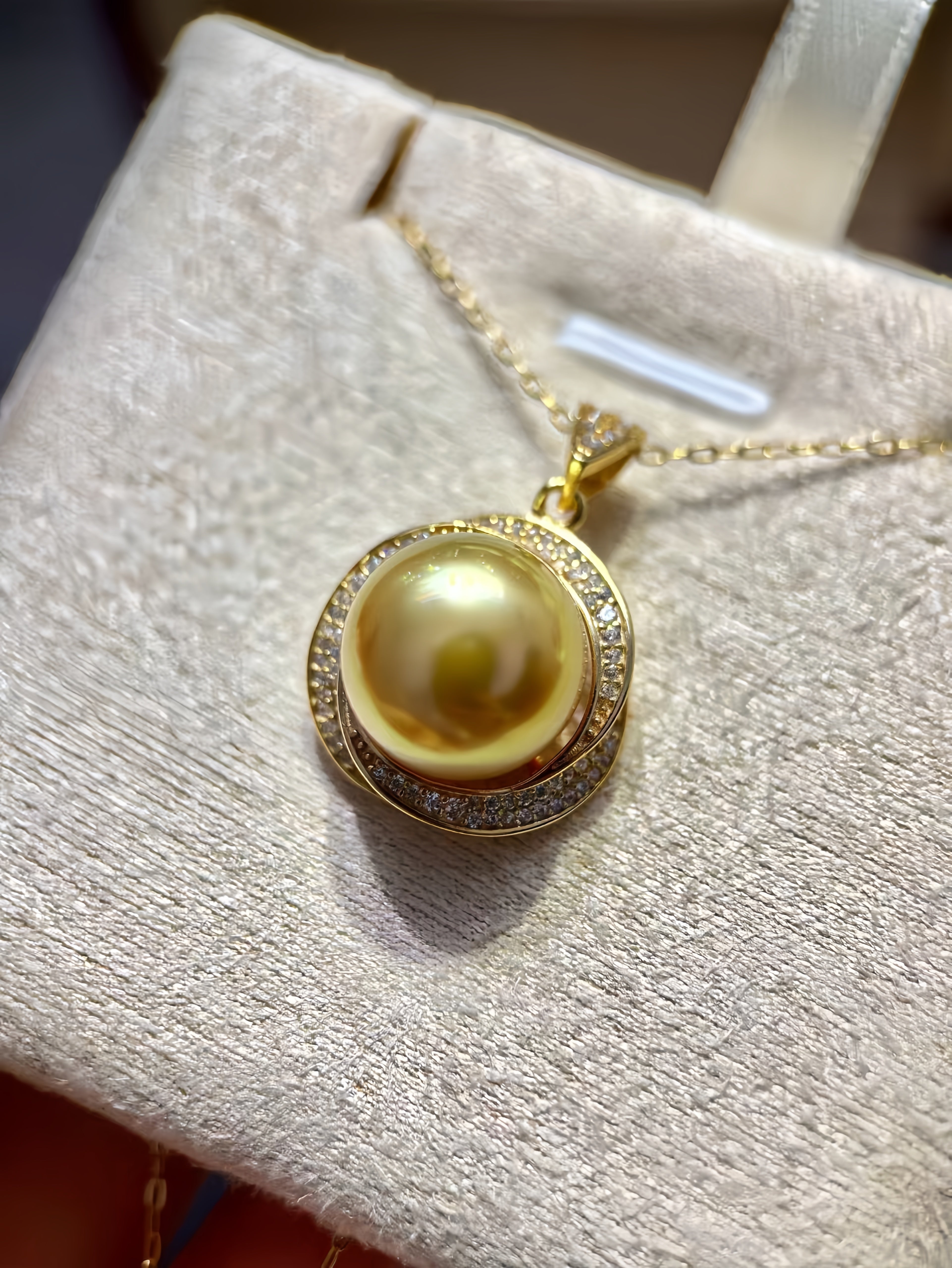 12-13mm South Sea Gold Pearl Pendant P.04