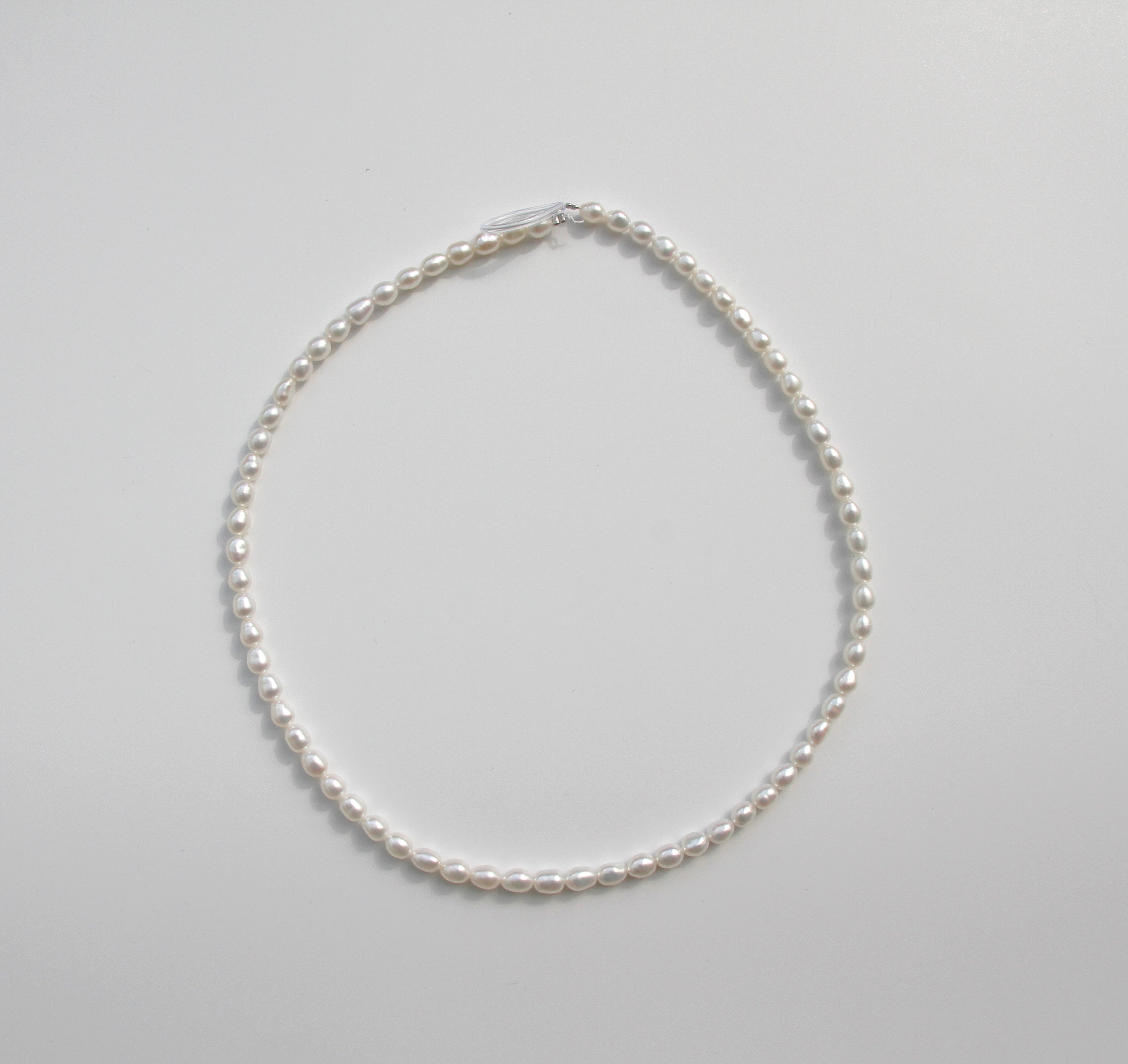 ”Vivace“ 4mm-5mm Raisin Shape Necklace - AAA