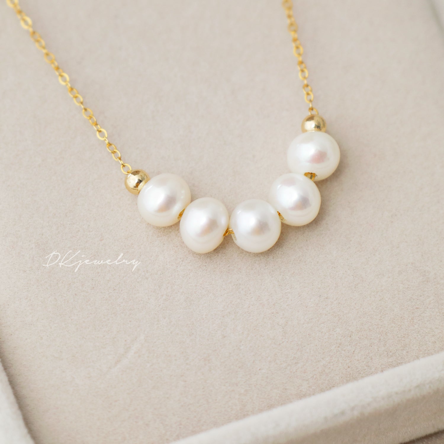 Alya's - Smile Necklace