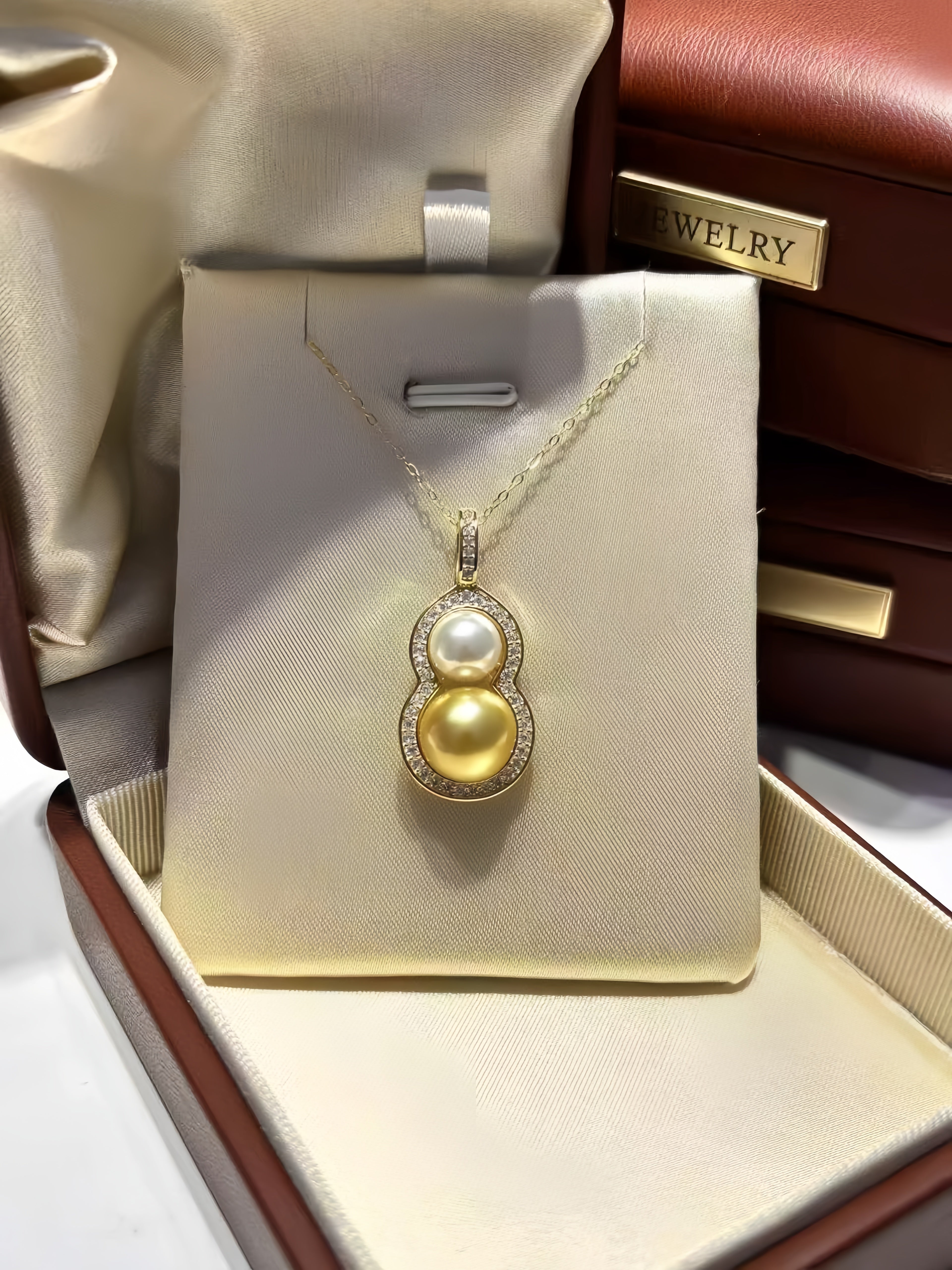 7mm Akoya&10mm South Sea Gold Pearl Pendant P.01