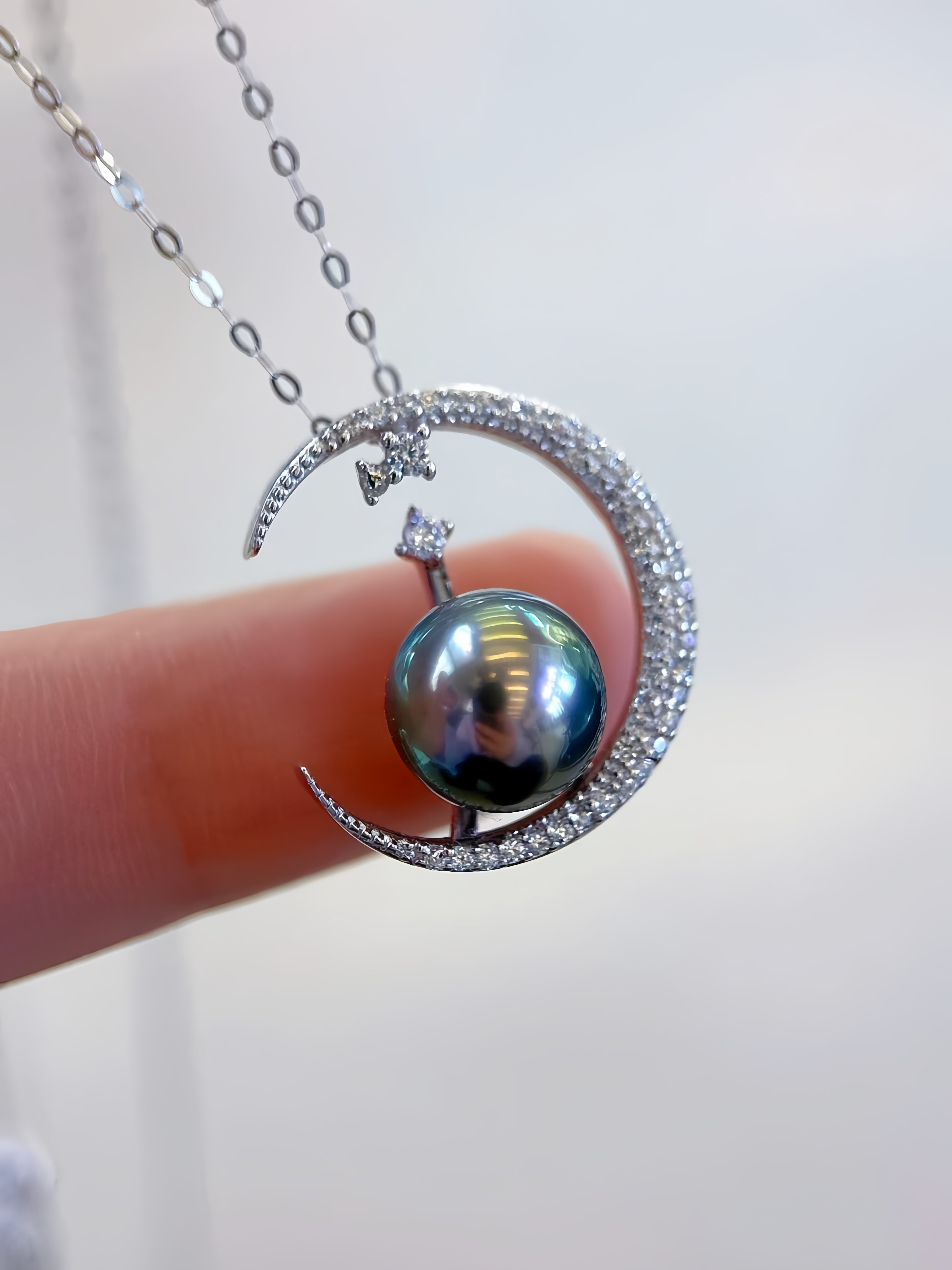 9-10mm Tahitian Pearl Pendant P.04
