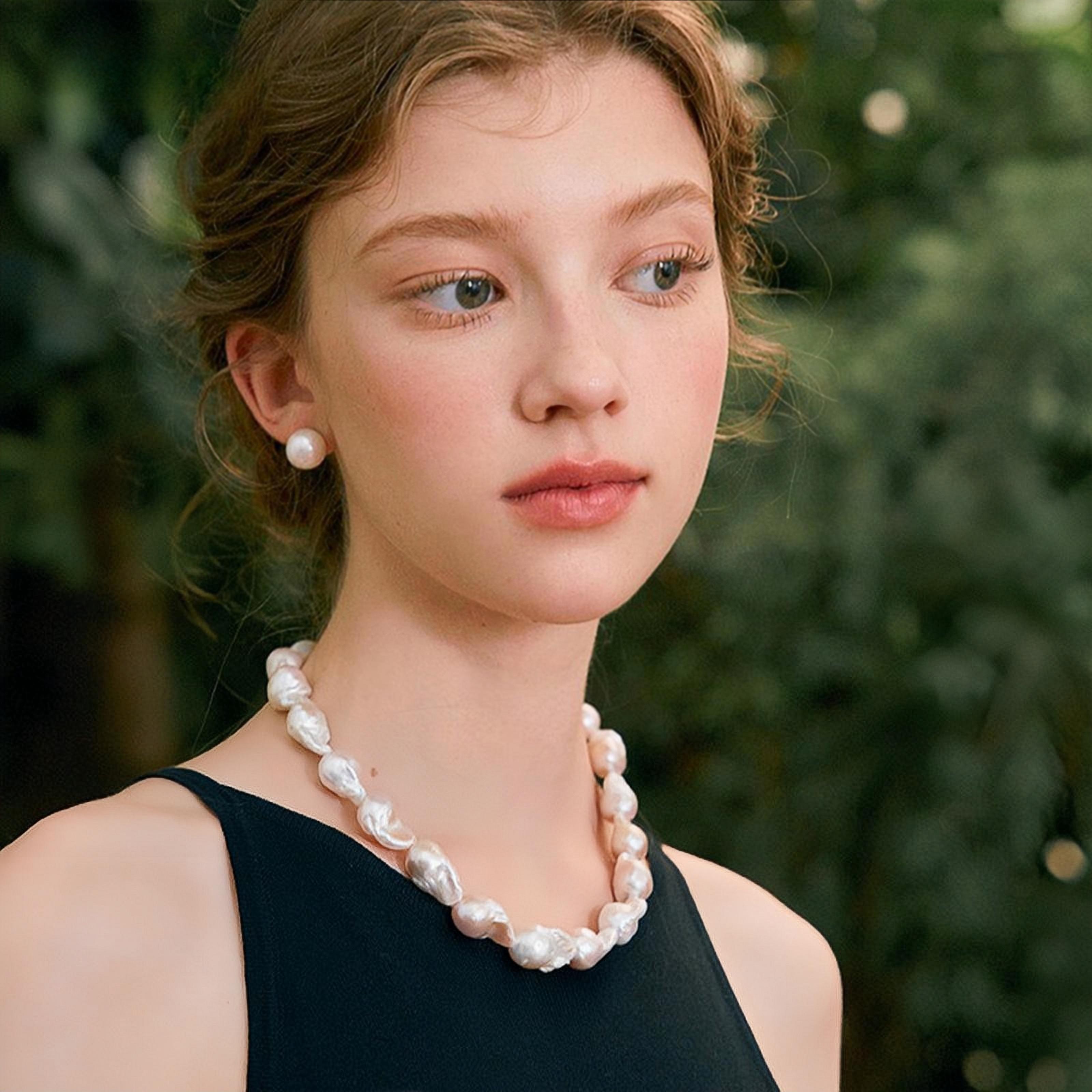 Alya's - Top-grade Baroque Pearl Necklace