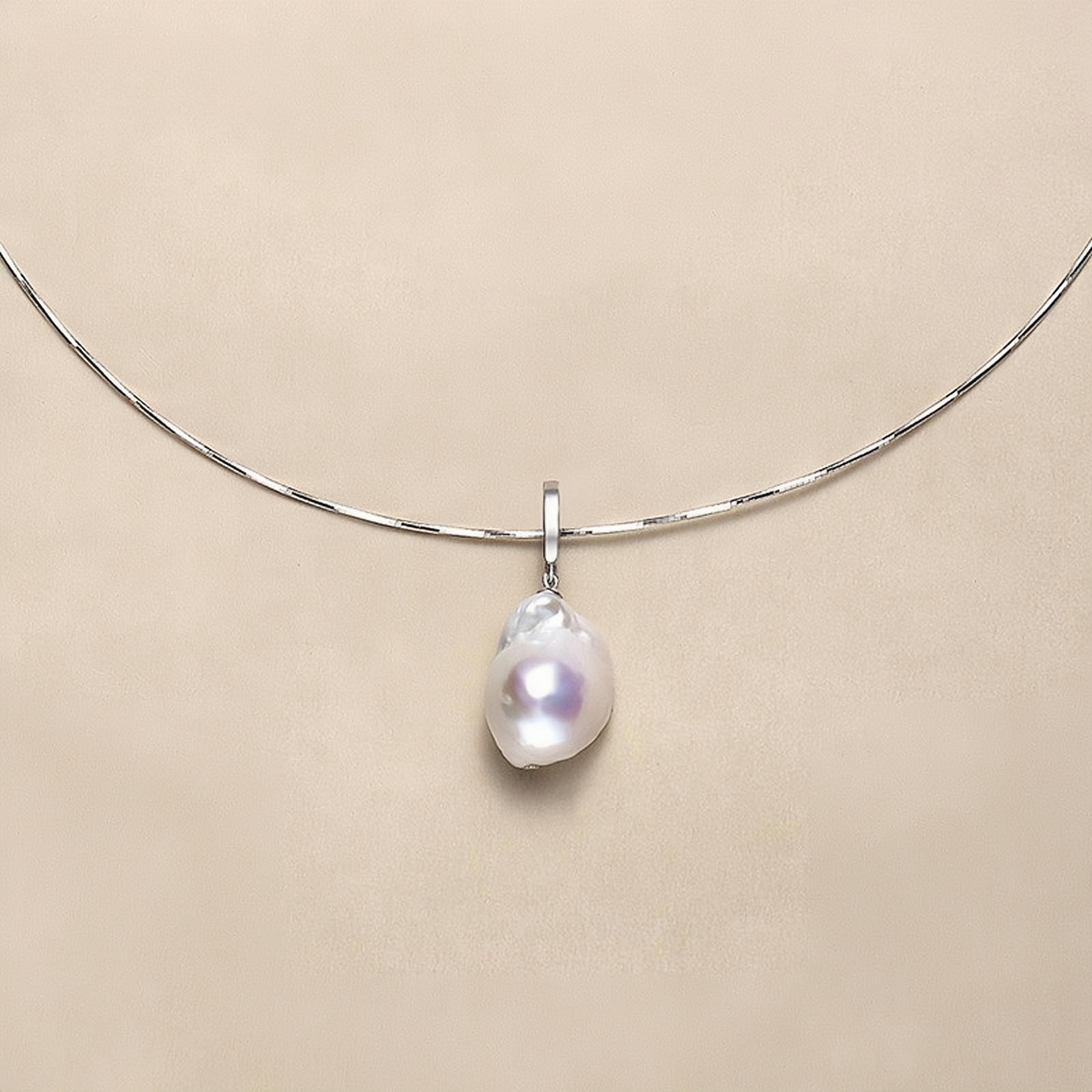Alya's - Baroque Pendant N.02
