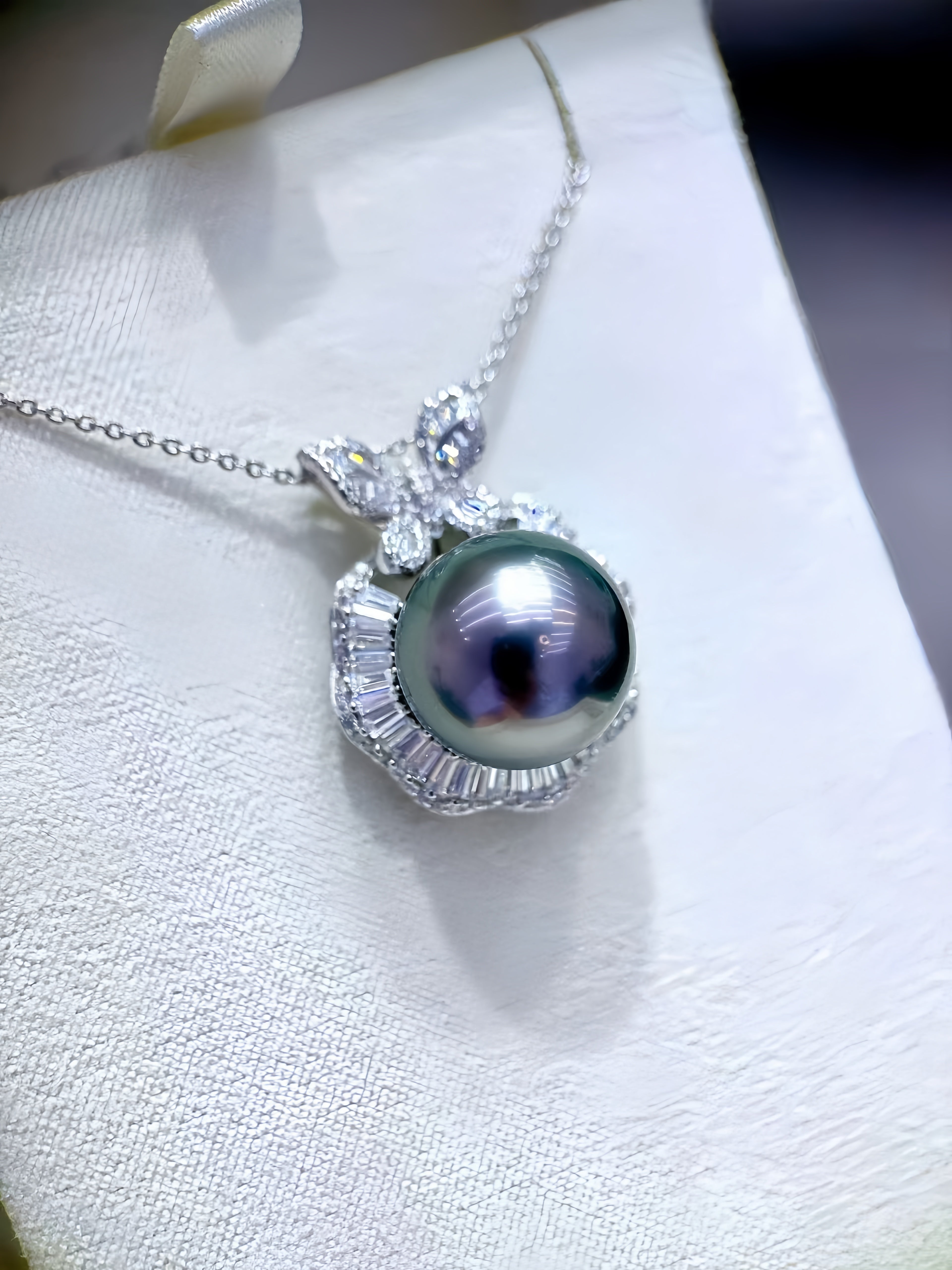 14-15mm Tahitian Pearl Pendant P.02