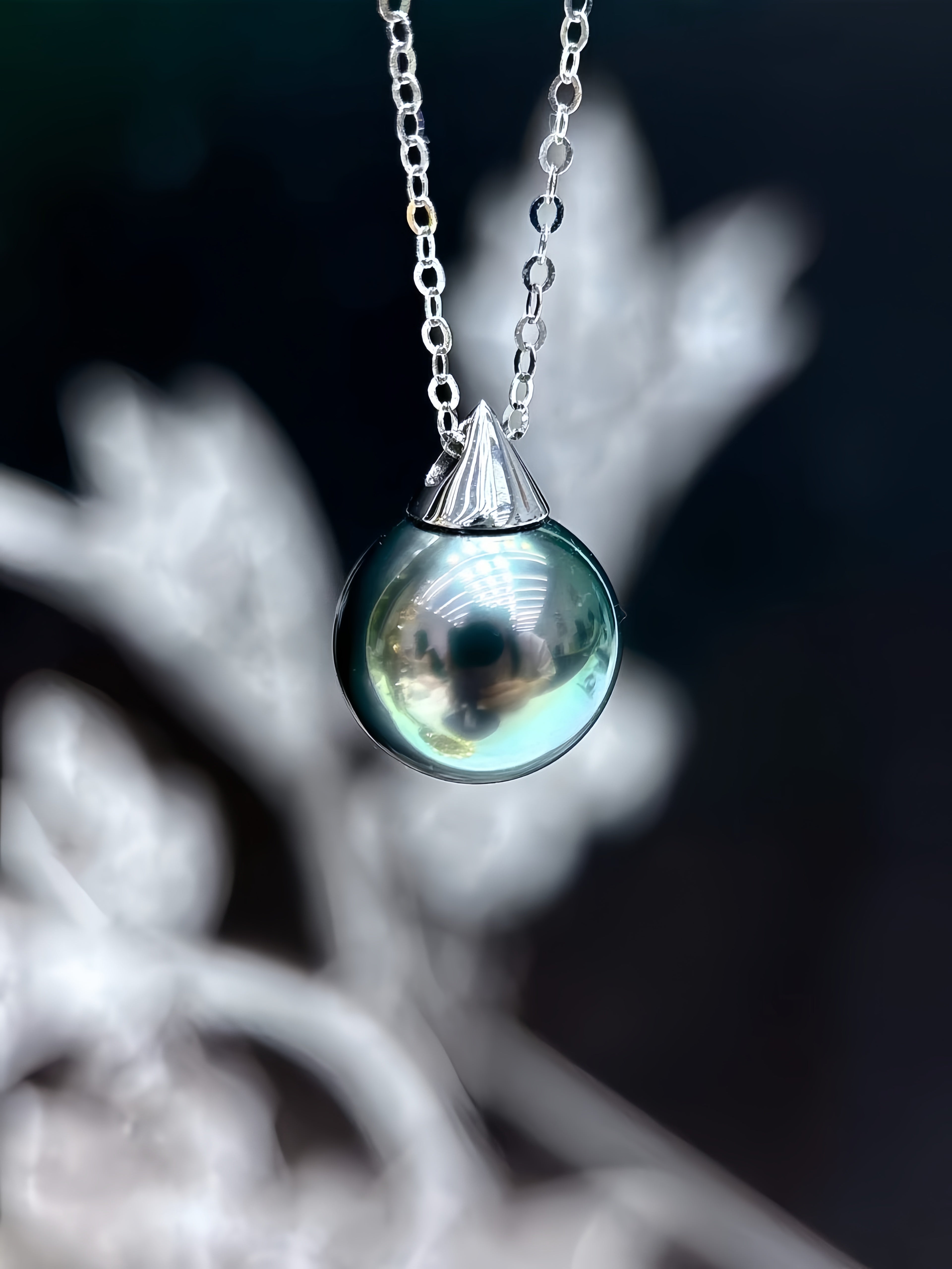 8-9mm Tahitian Pearl Pendant/18K Gold P.01
