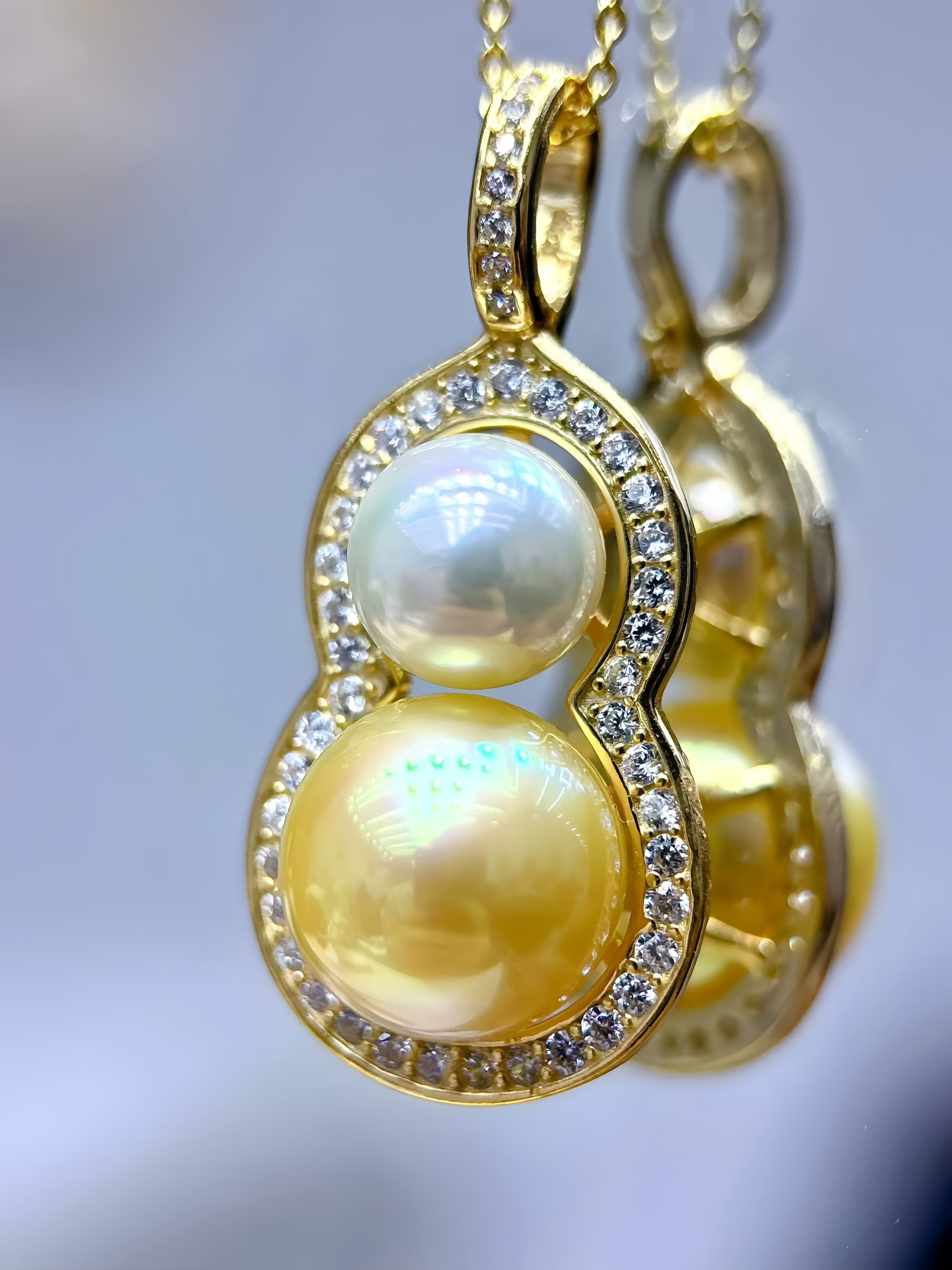 7mm Akoya&11mm South Sea Gold Pearl Pendant P.01
