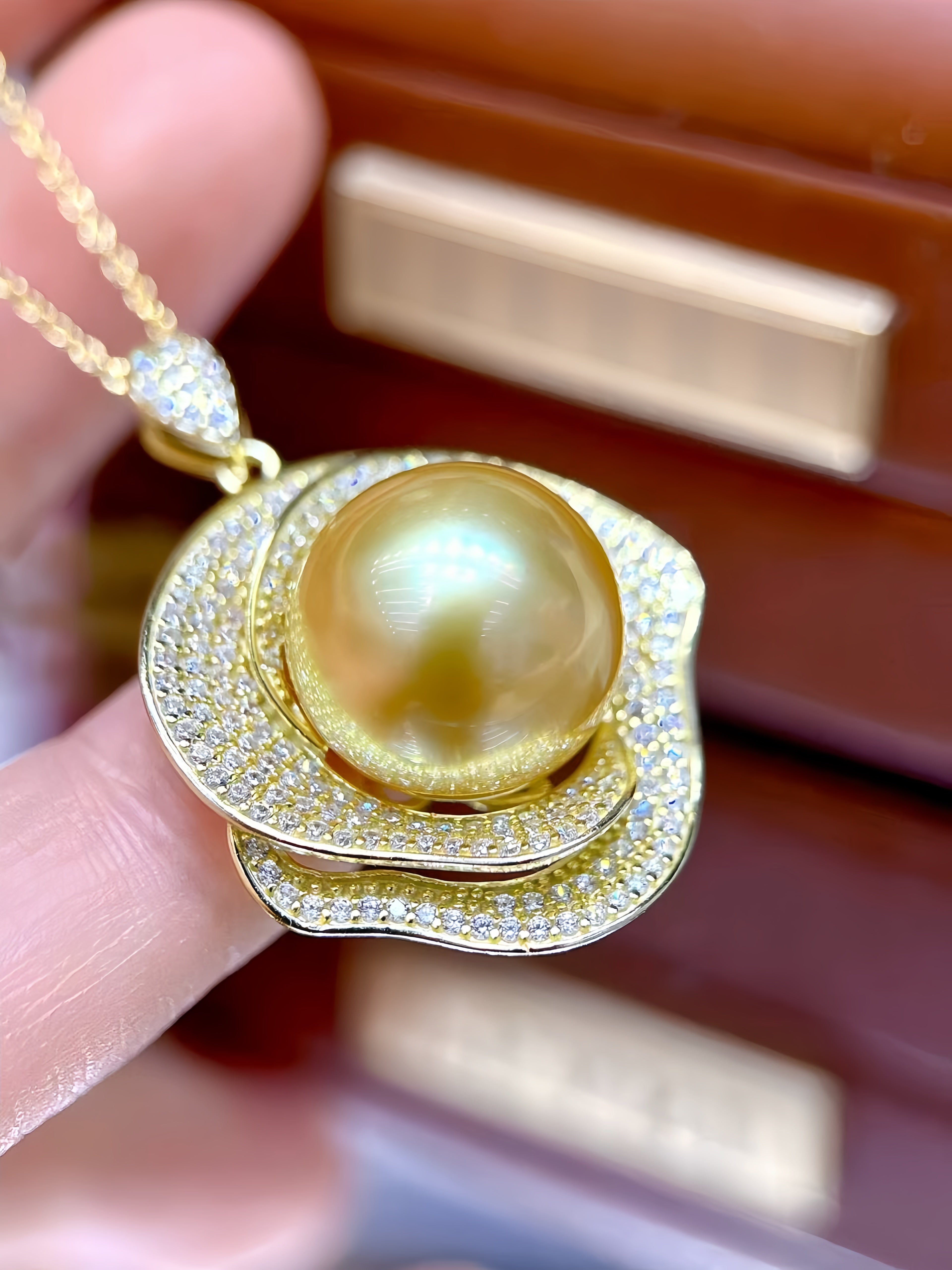 13-14mm South Sea Gold Pearl Pendant P.03