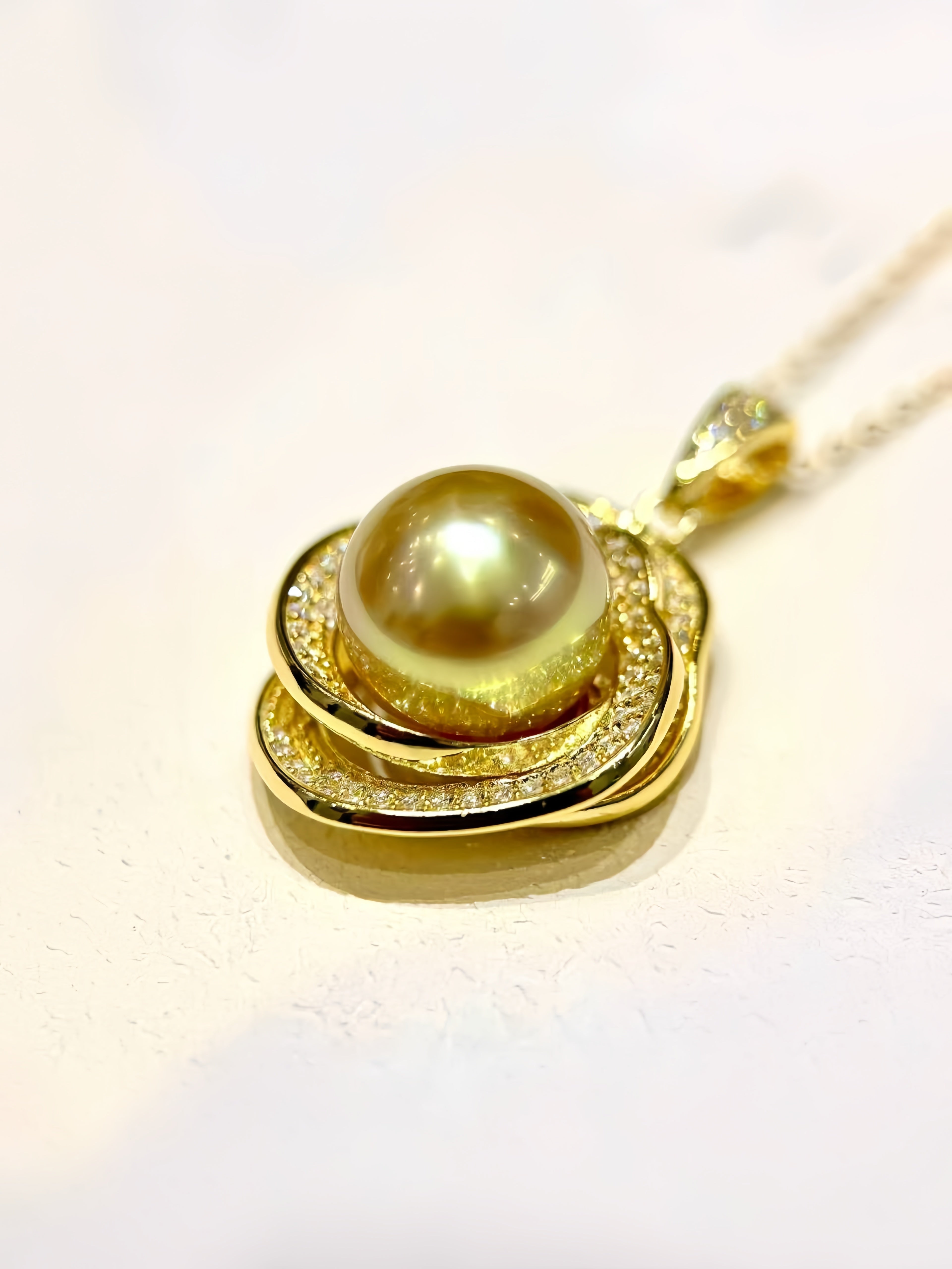 11-12mm South Sea Gold Pearl Pendant P.03