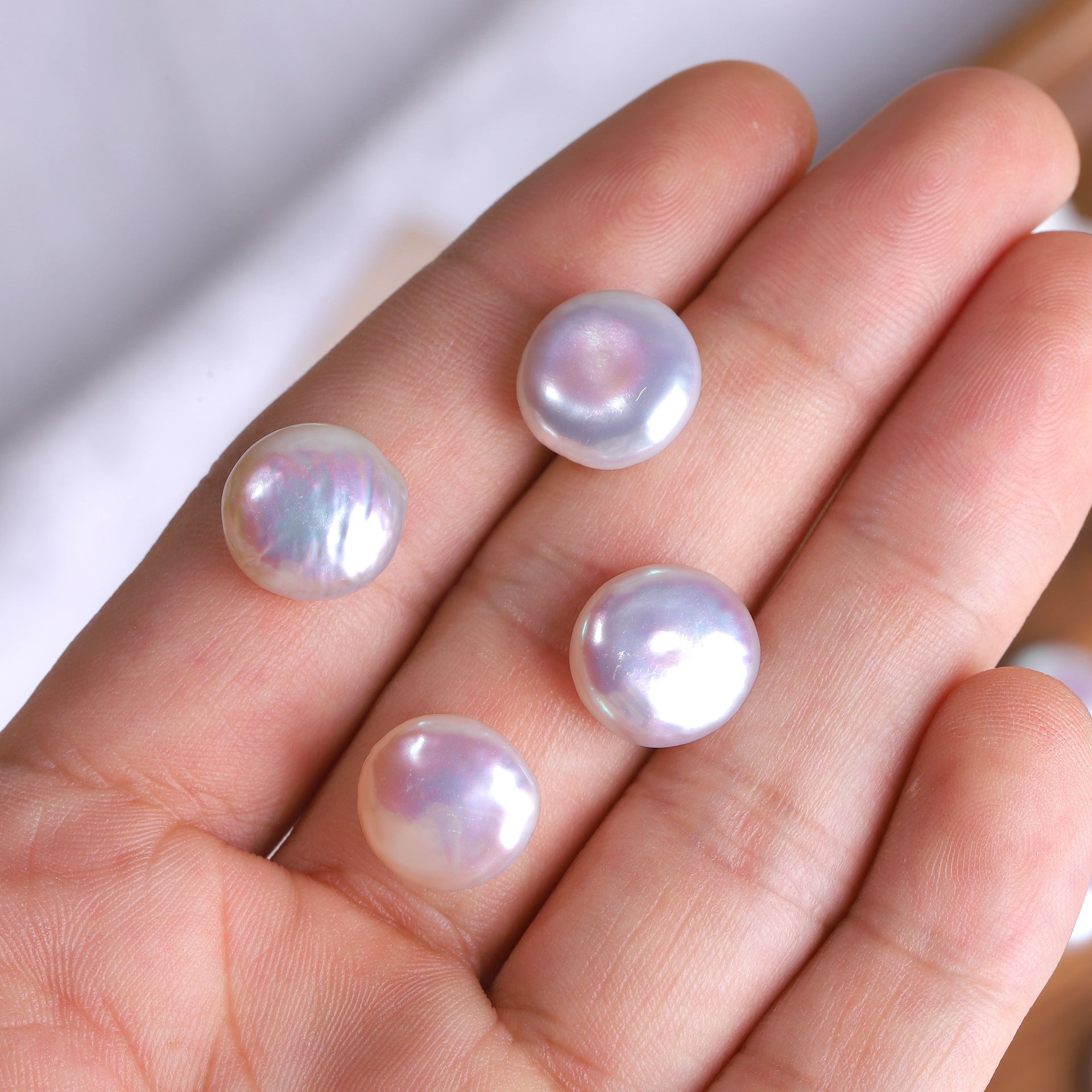 Opalescent Coin Pearls