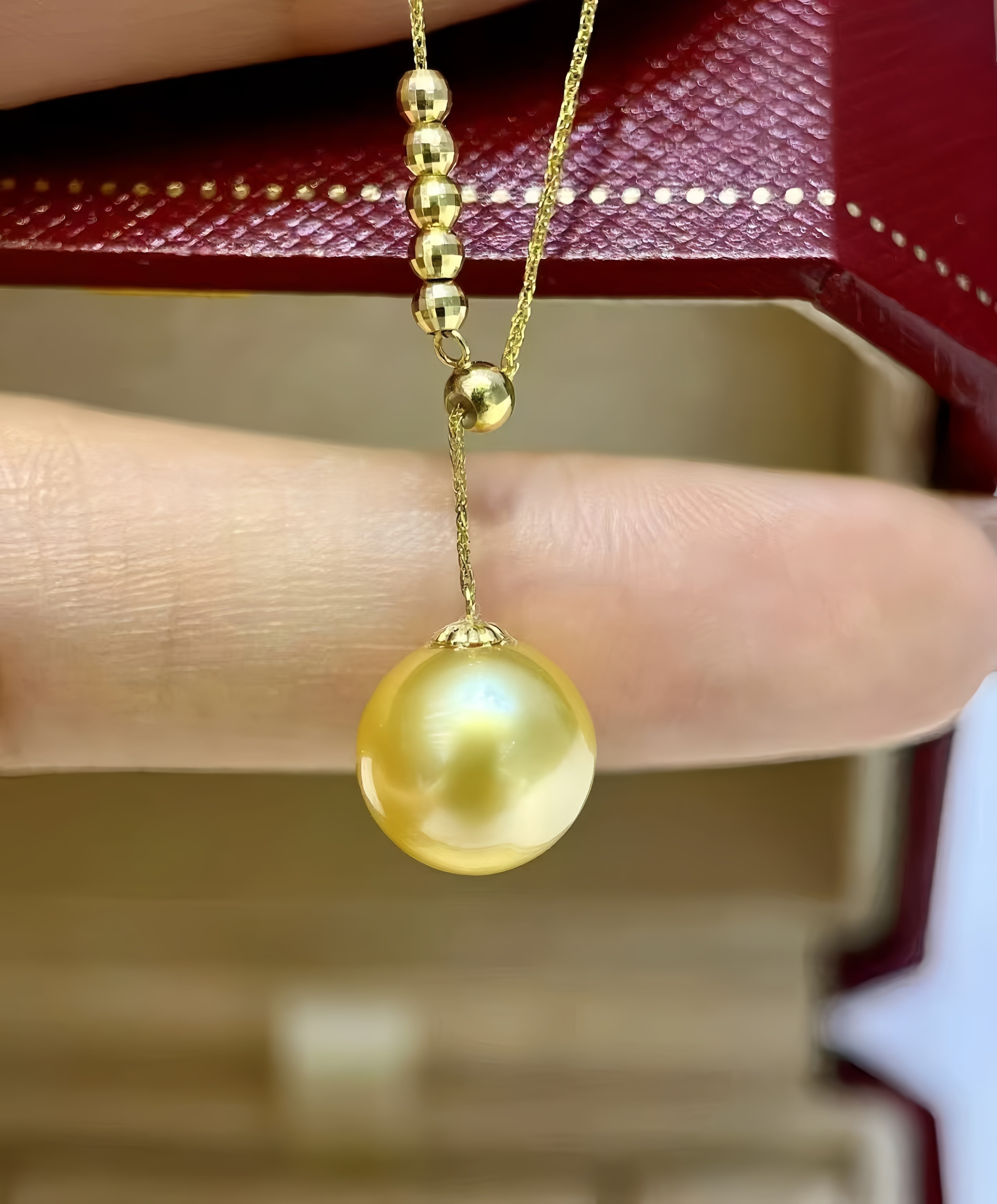 10-11mm South Sea Gold Pearl Pendant/18K Gold P.01