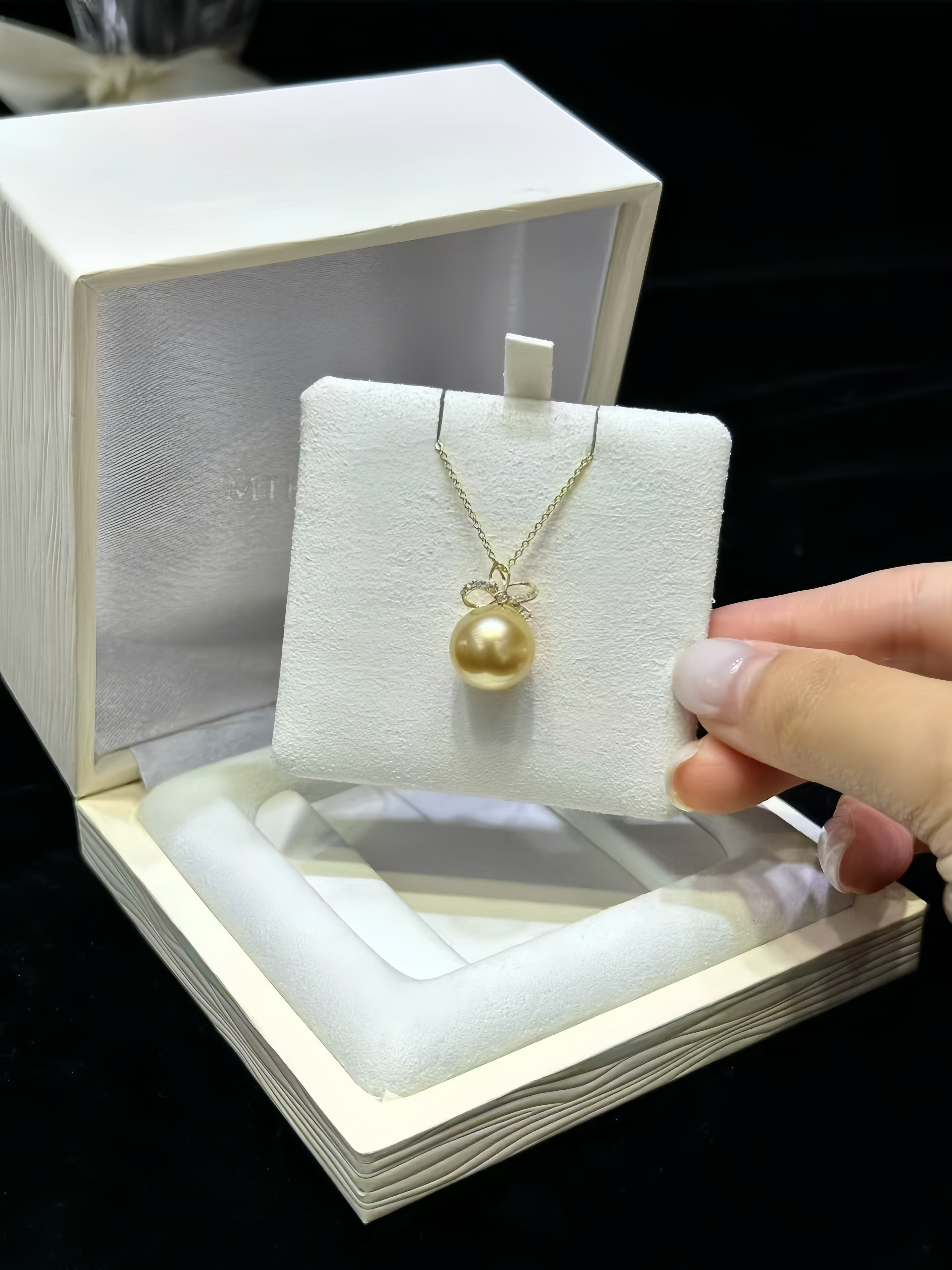 12-13mm South Sea Gold Pearl Pendant/18K Gold P.01