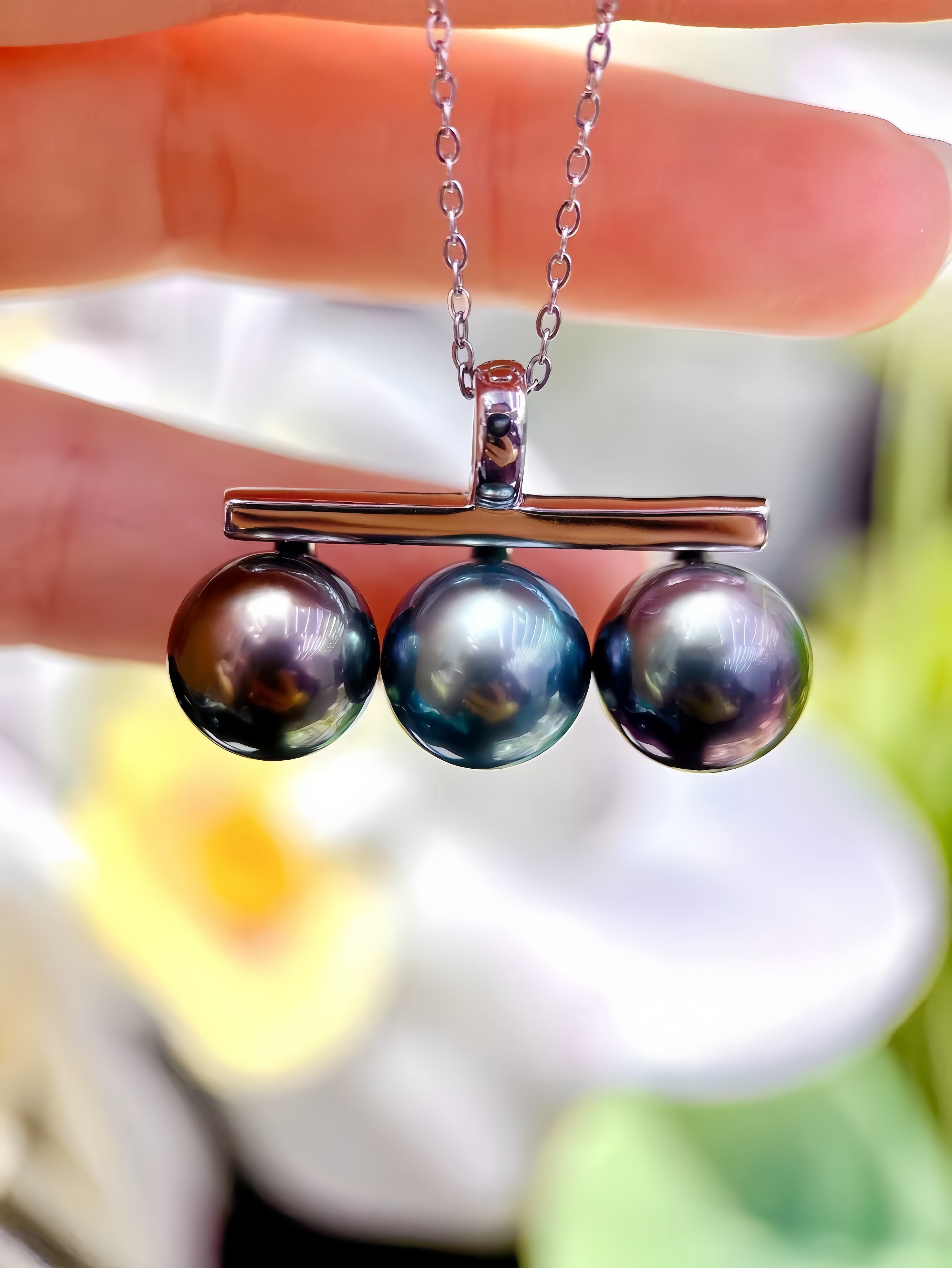 10-11mm Tahitian Pearl Pendant