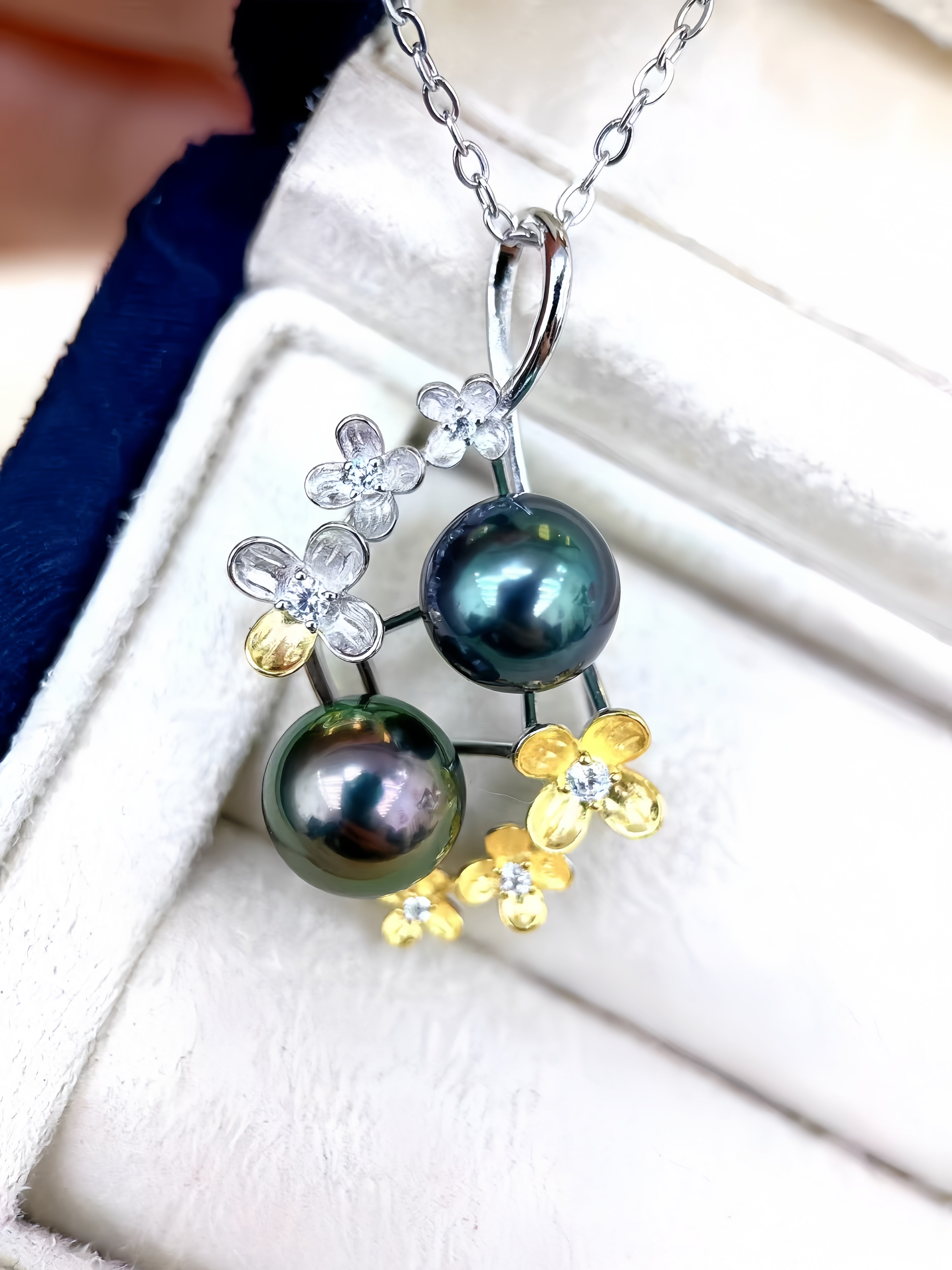 8-10mm Tahitian Pearl Pendant P.01