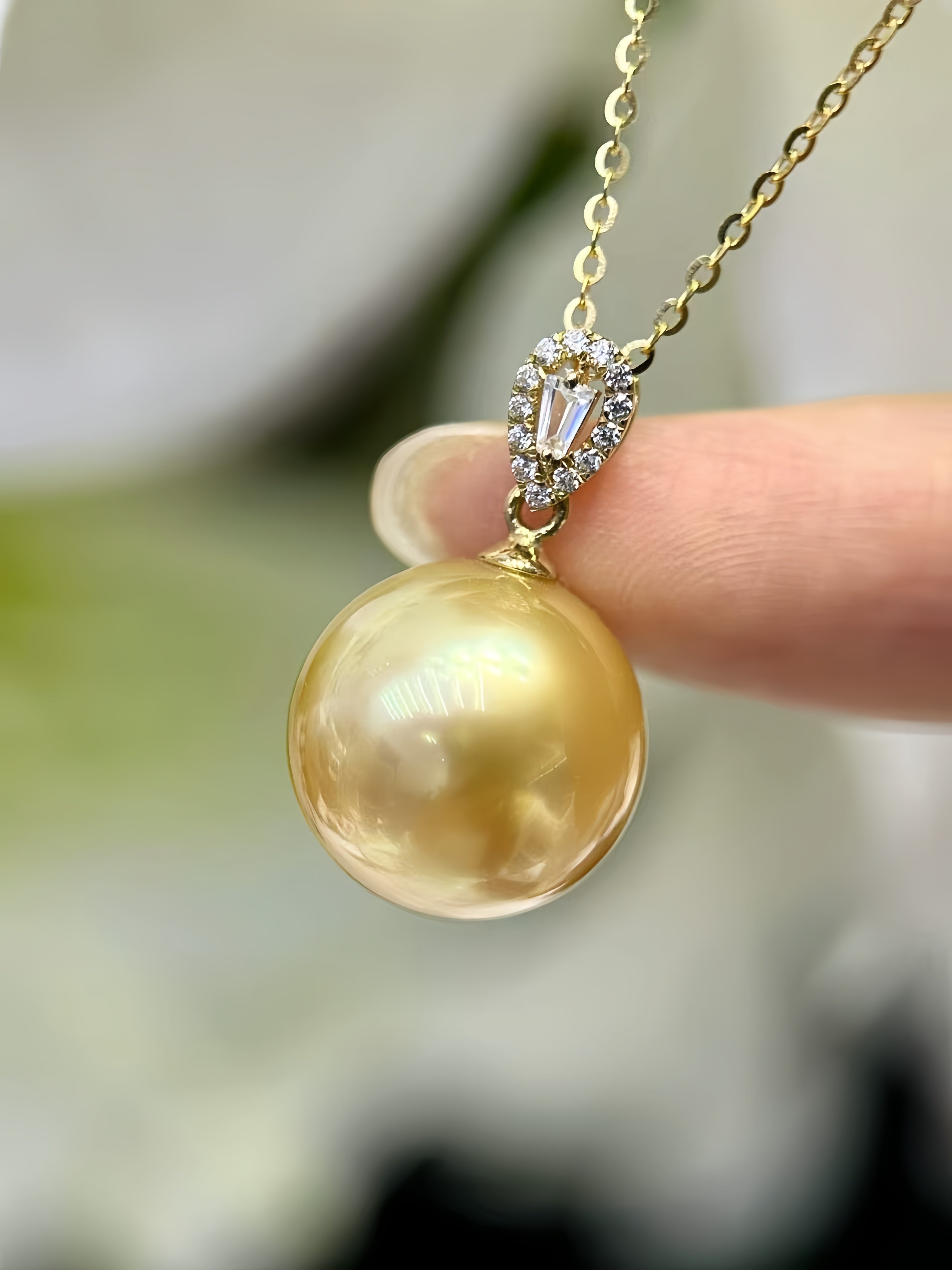 12-13mm South Sea Gold Pearl Pendant/18K Gold P.02