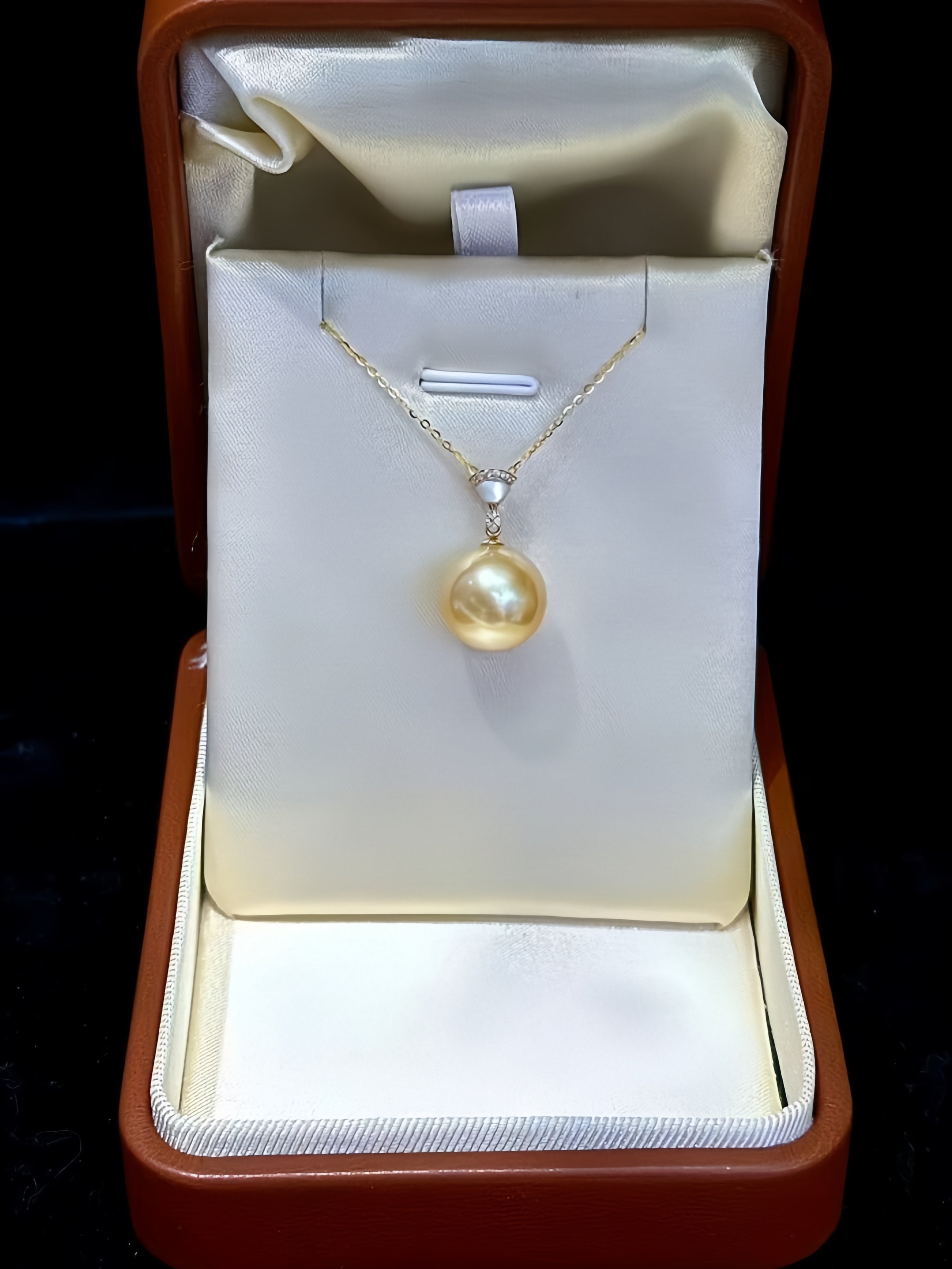 12-13mm South Sea Gold Pearl Pendant/18K Gold P.05