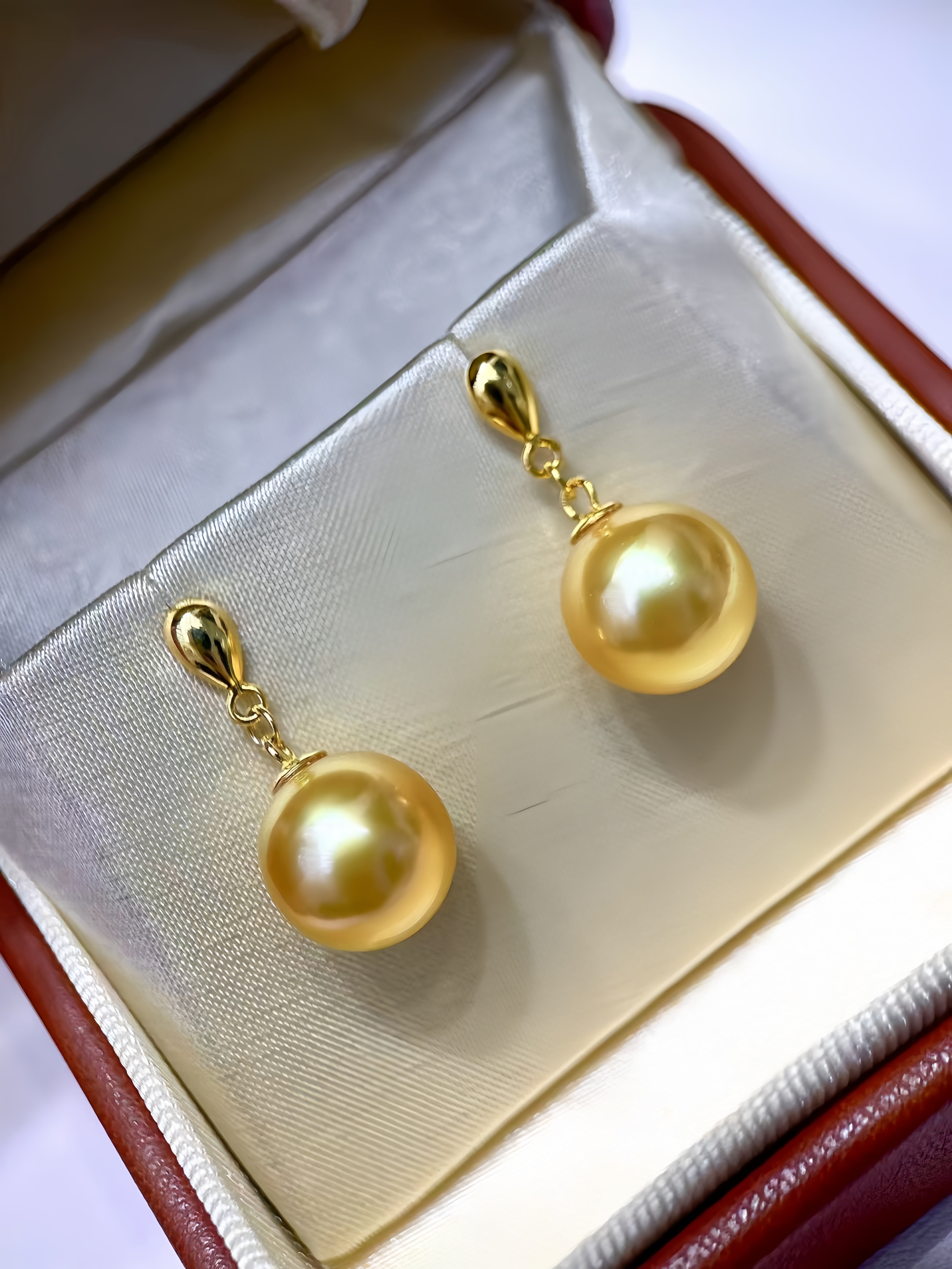 10-11mm South Sea Gold Pearl Earrings E.03