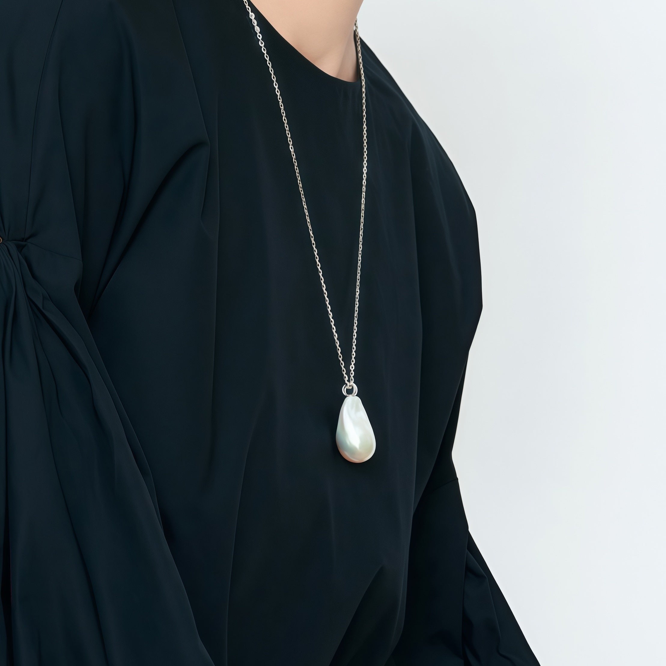 Alya's - Ebb Tide(Baroque Pendant)