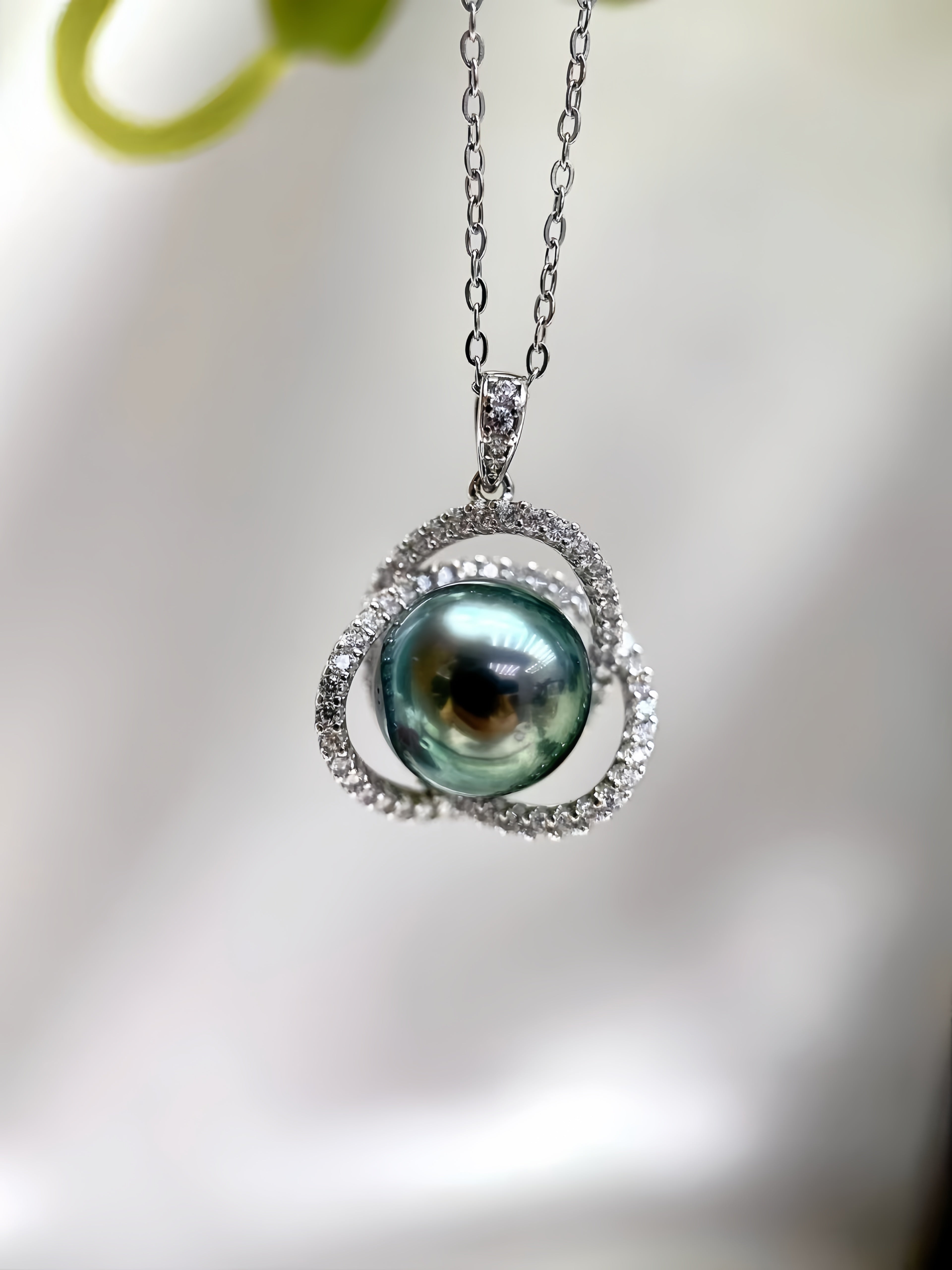 11-12mm Tahitian Pearl Pendant P.01