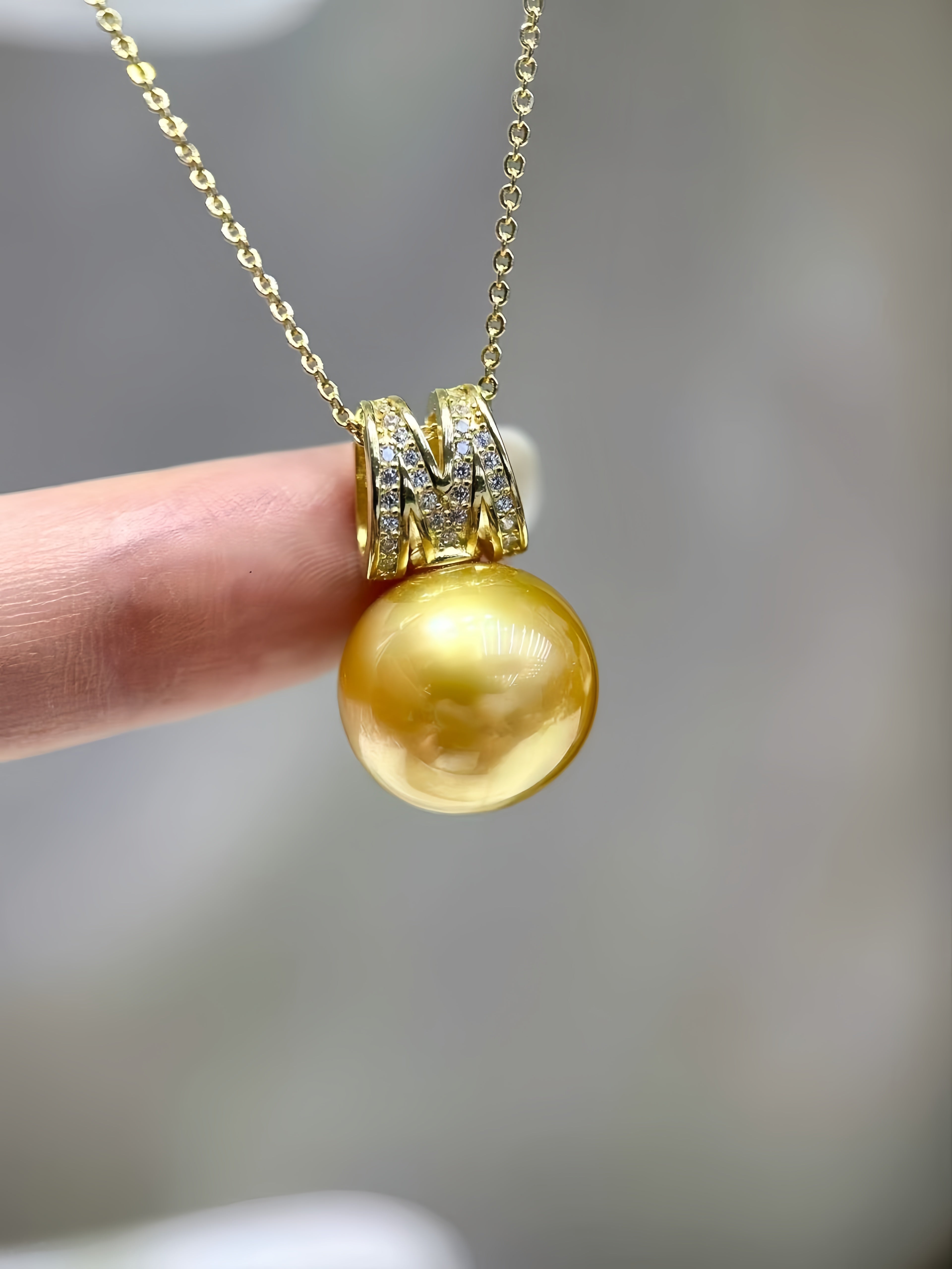 13-14mm South Sea Gold Pearl Pendant P.01