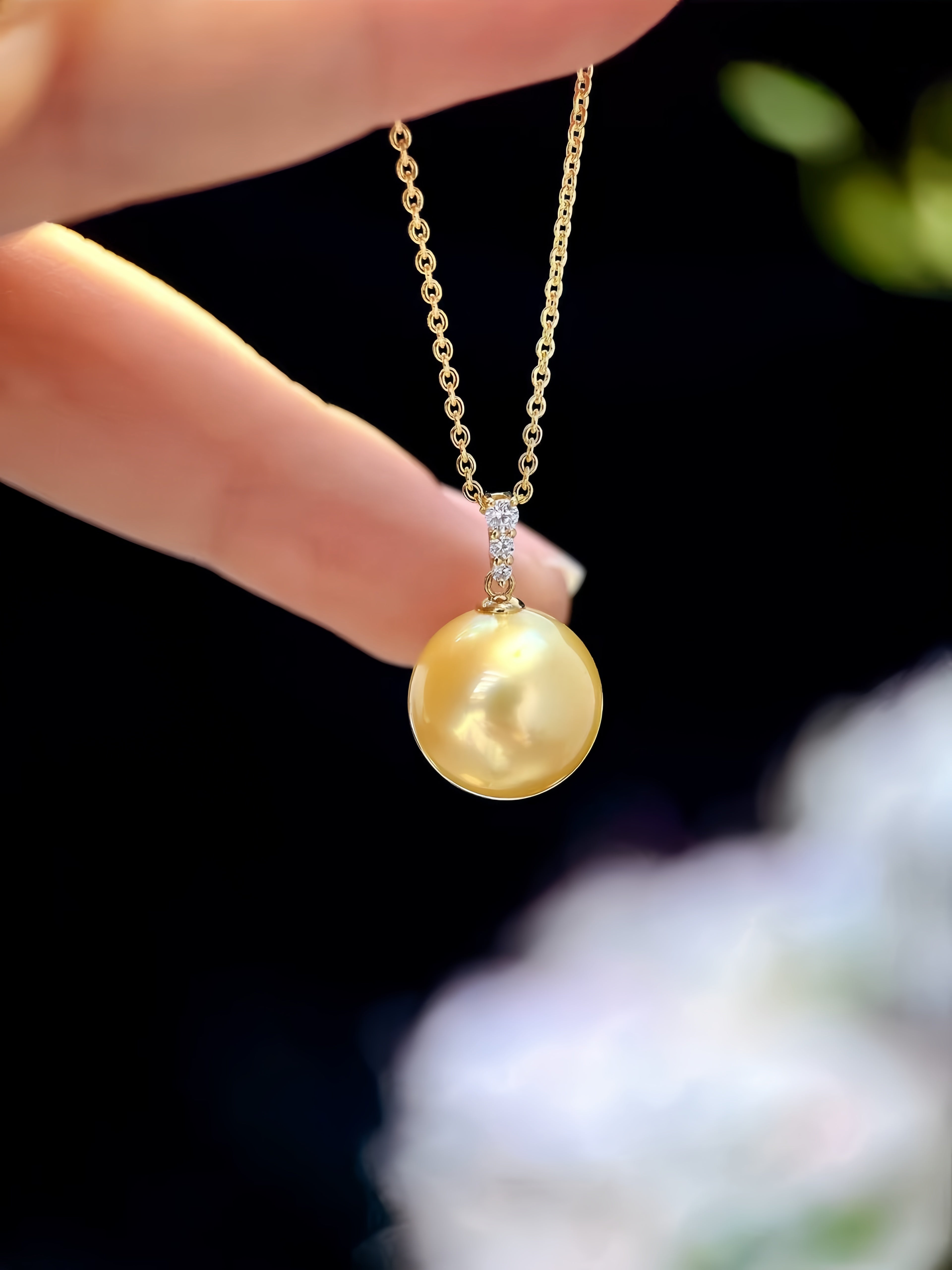 11-12mm South Sea Gold Pearl Pendant/18K Gold P.01