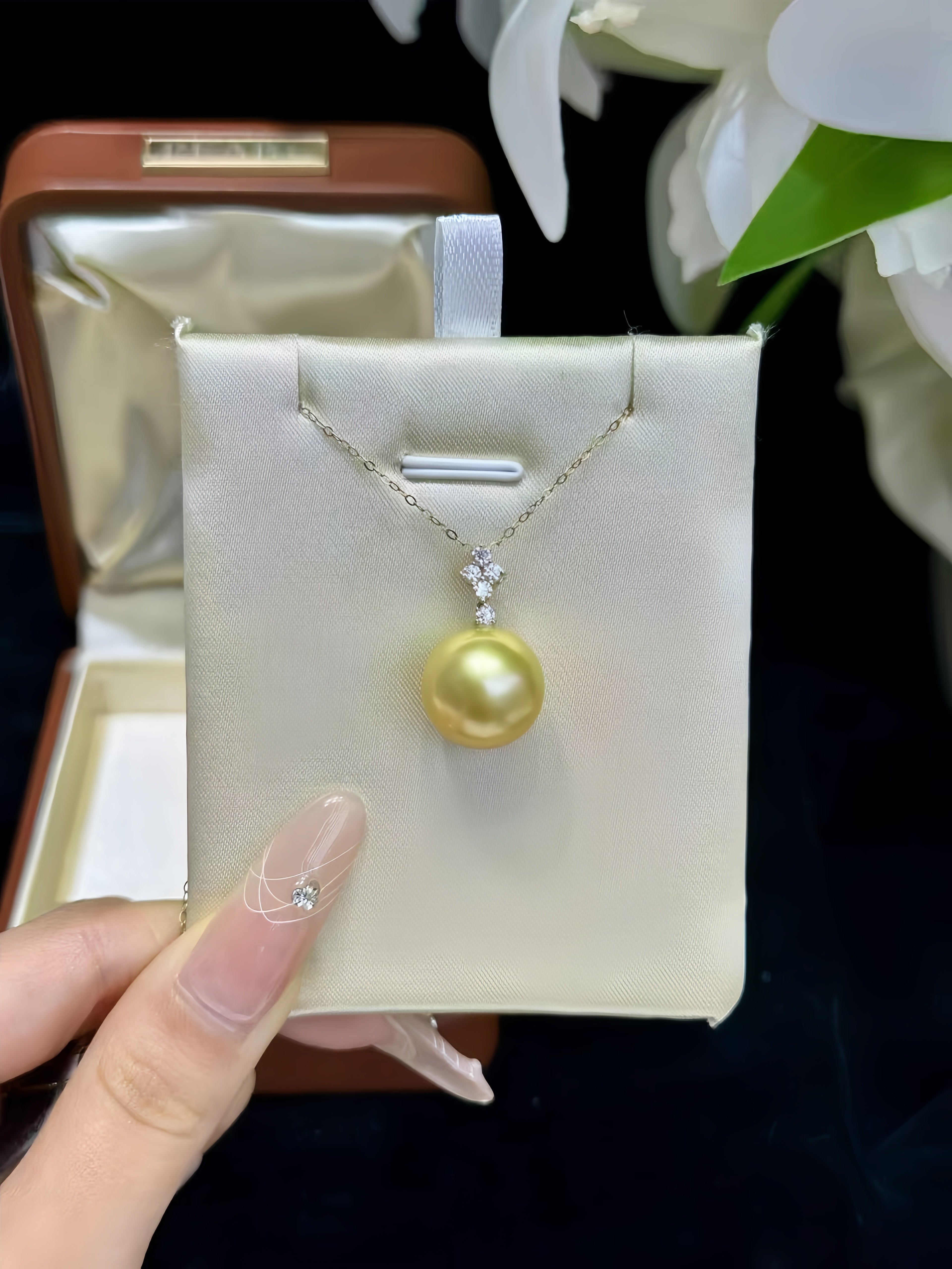 13-14mm South Sea Gold Pearl Pendant/18K Gold P.01