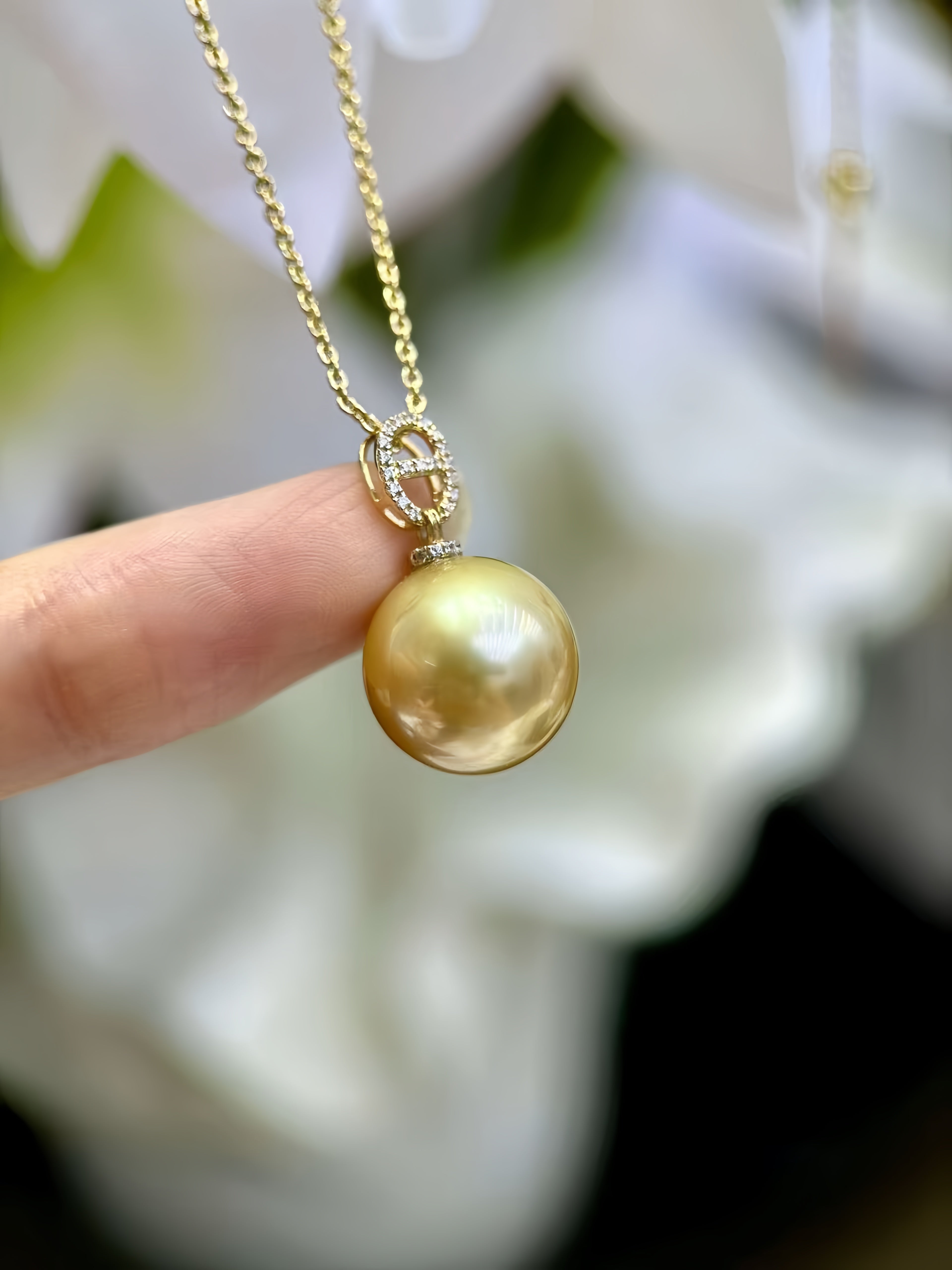 12-13mm South Sea Gold Pearl Pendant/18K Gold P.01