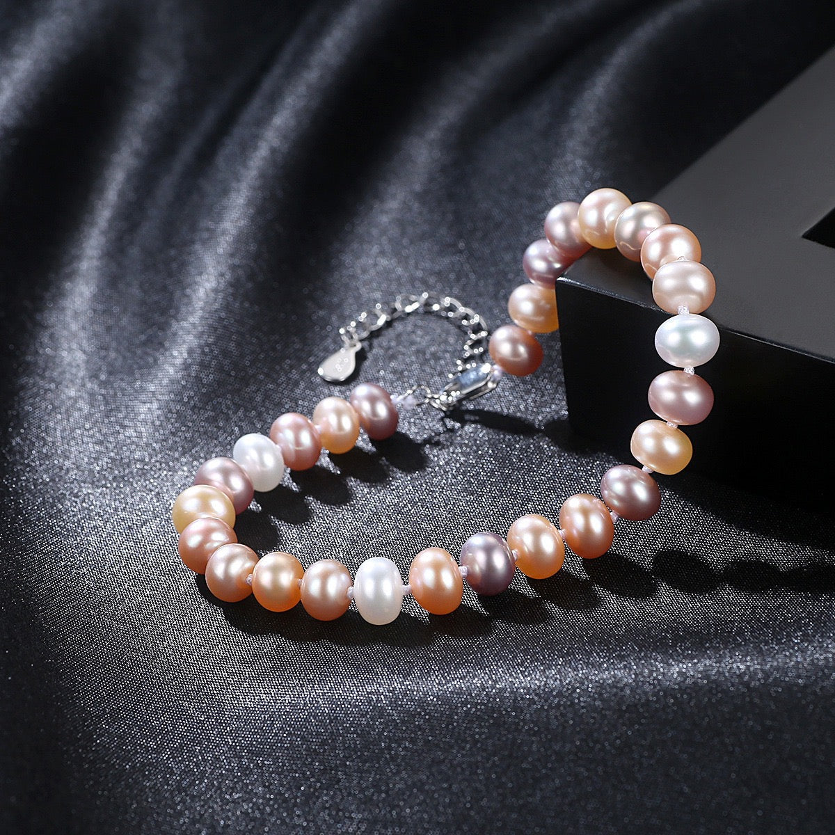 Alya's - OvalLink Bracelet B.01