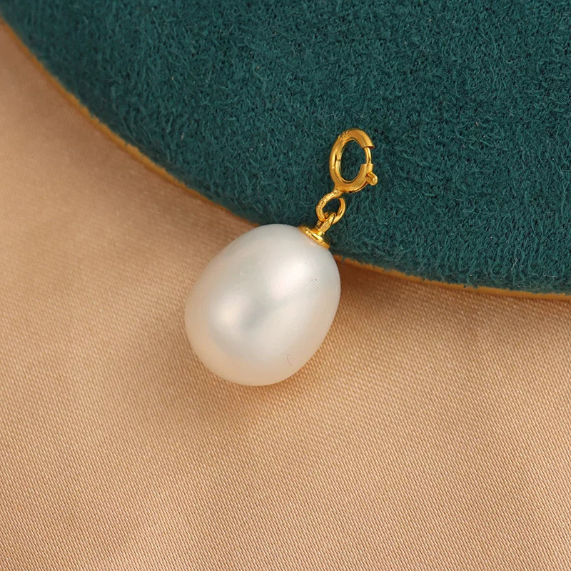 Alya's - Baroque Pearl Pendant
