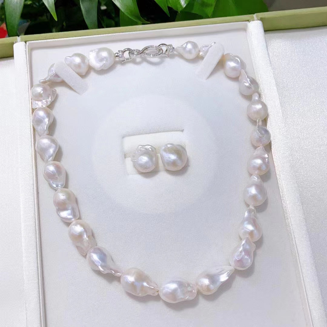 Alya's - Baroque Pearl Set