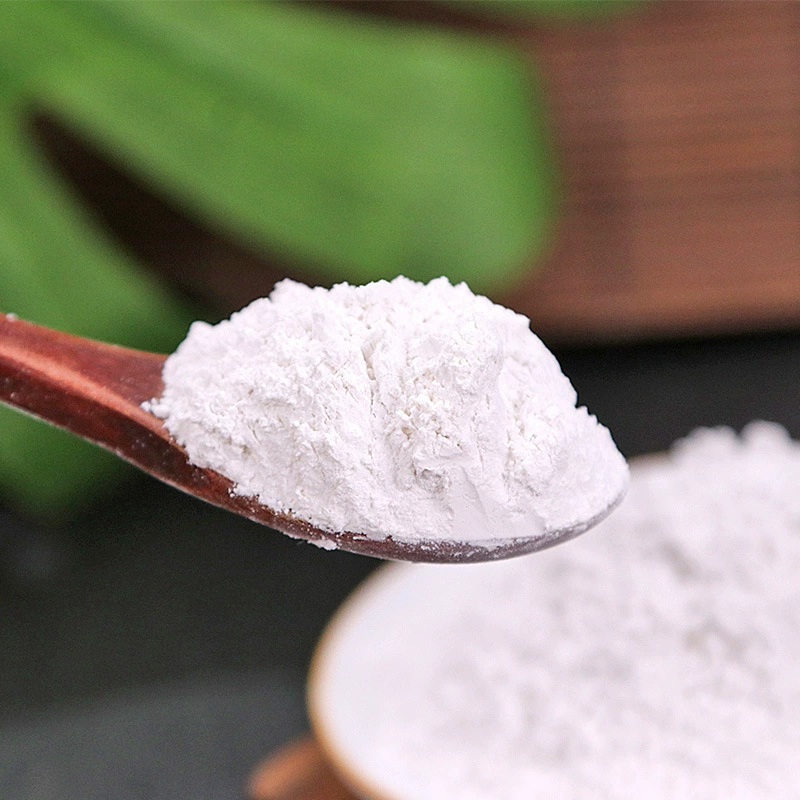 Pearl powder in tea spone