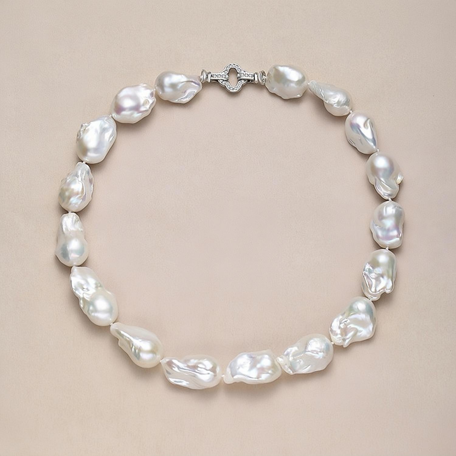 Alya's - Baroque Pearl Necklace