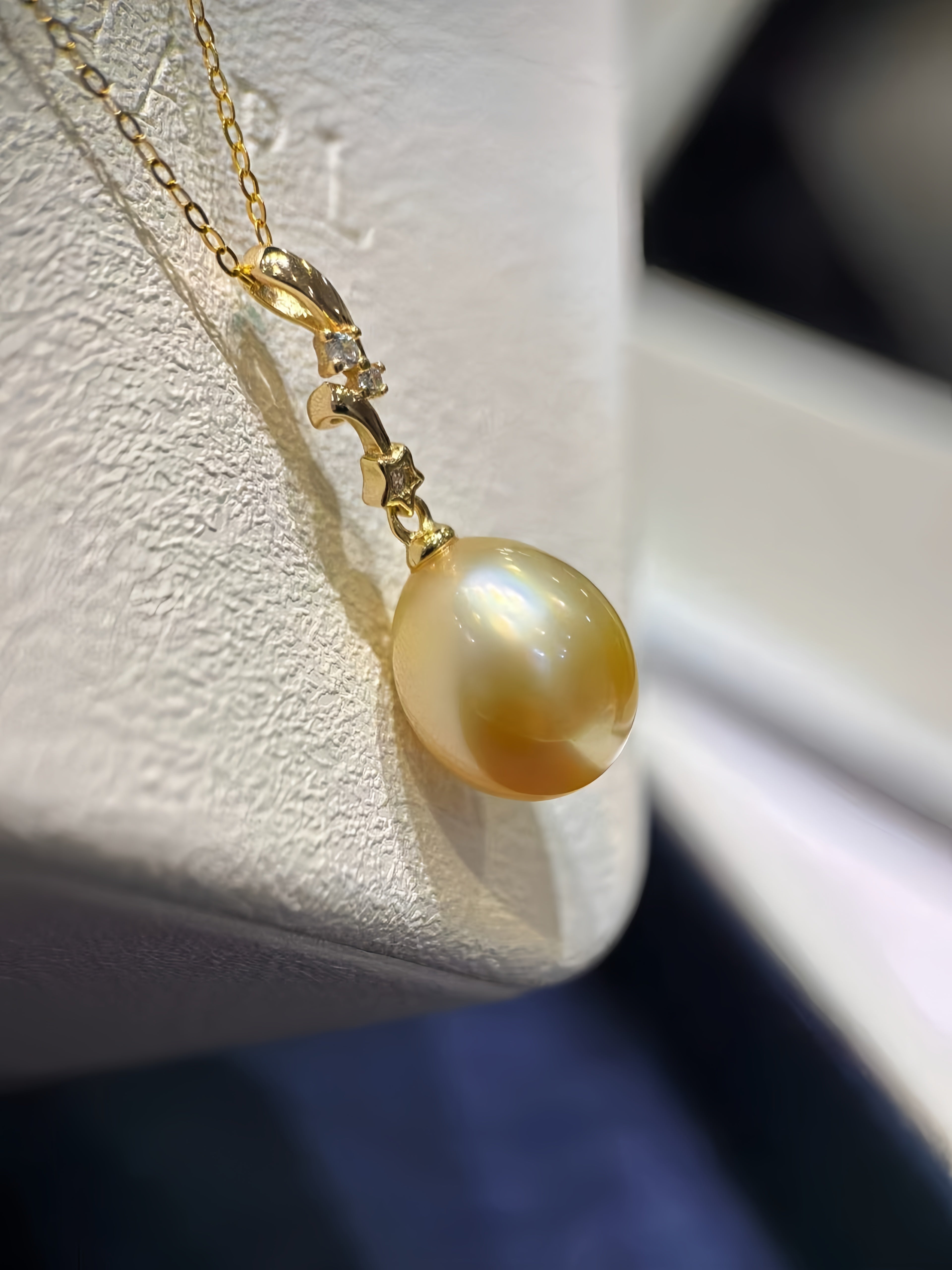 11-12mm South Sea Gold Pearl Pendant P.04