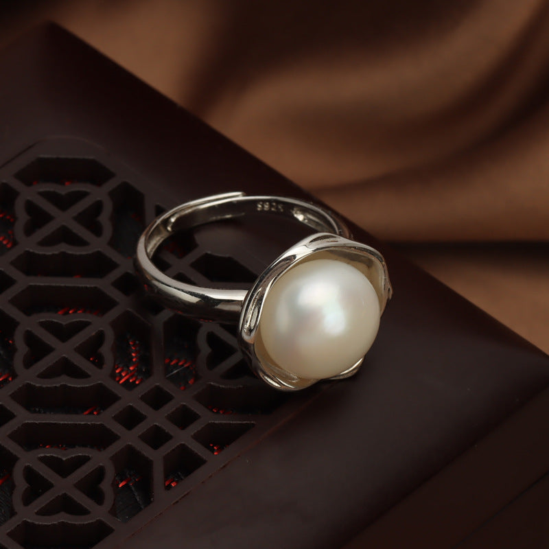 Alya's - Simple Pearl Ring