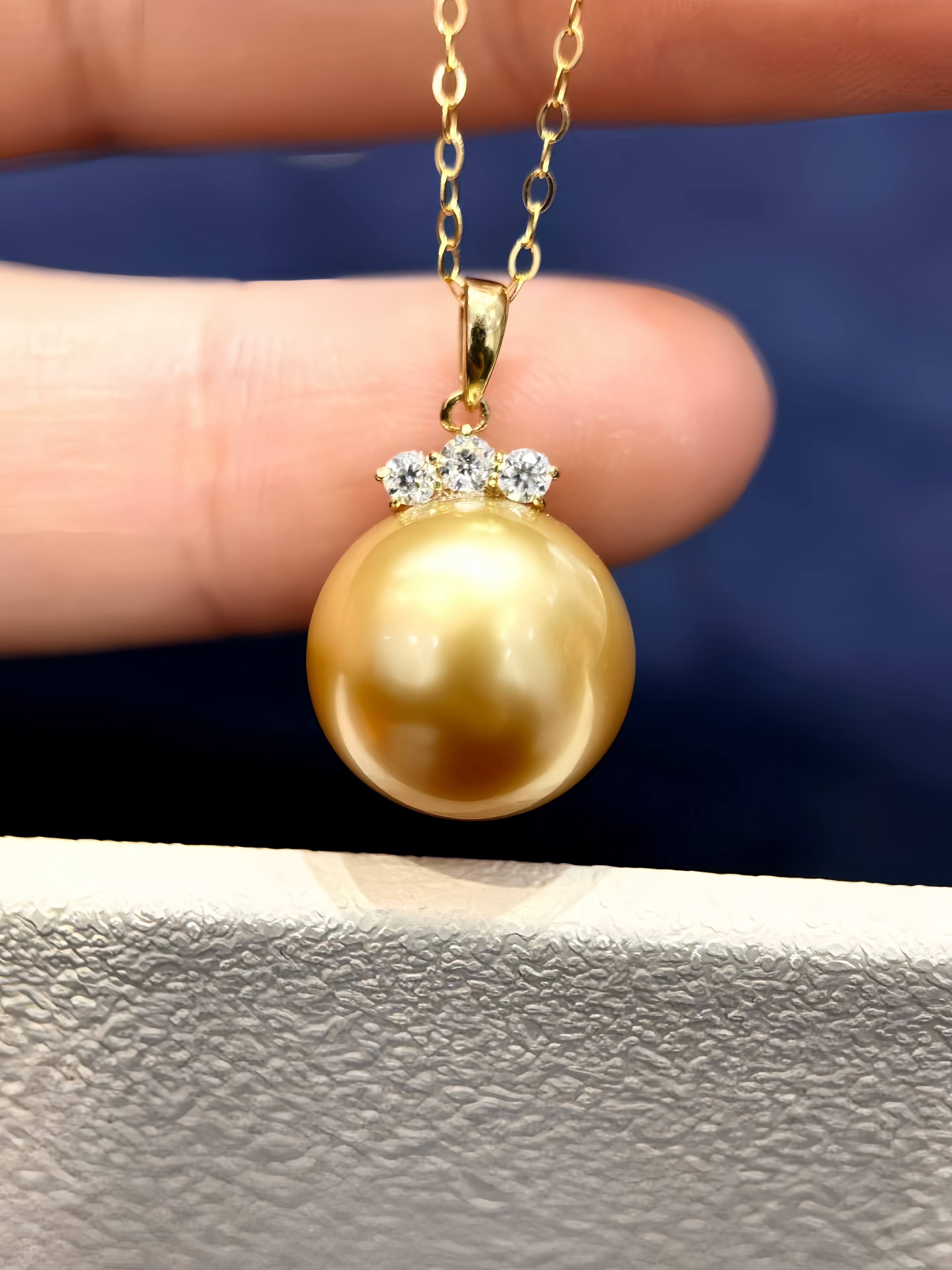 11-12mm South Sea Gold Pearl Pendant/18K Gold P.03