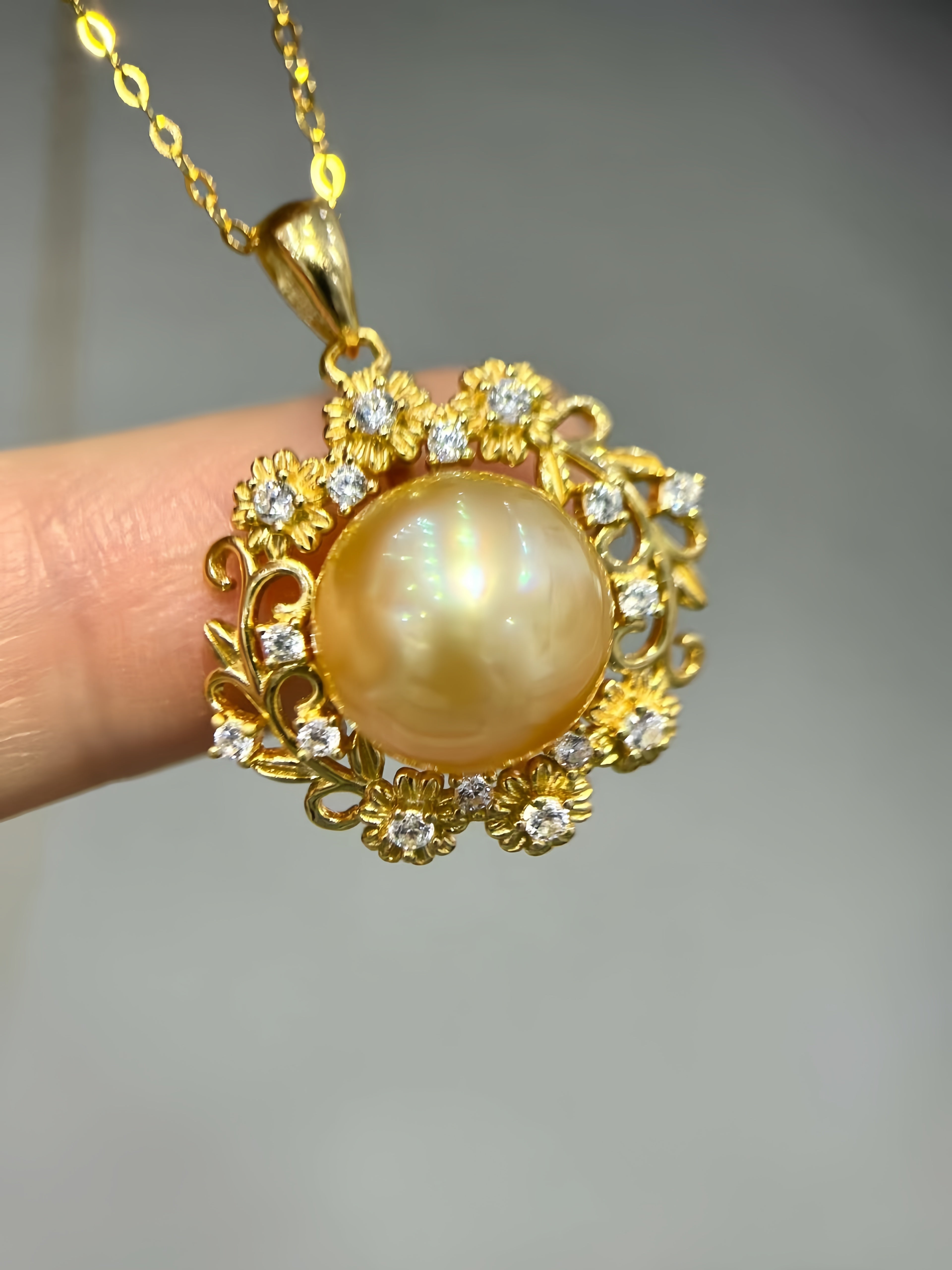 11-12mm South Sea Gold Pearl Pendant P.02