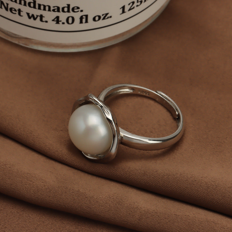 Alya's - Simple Pearl Ring