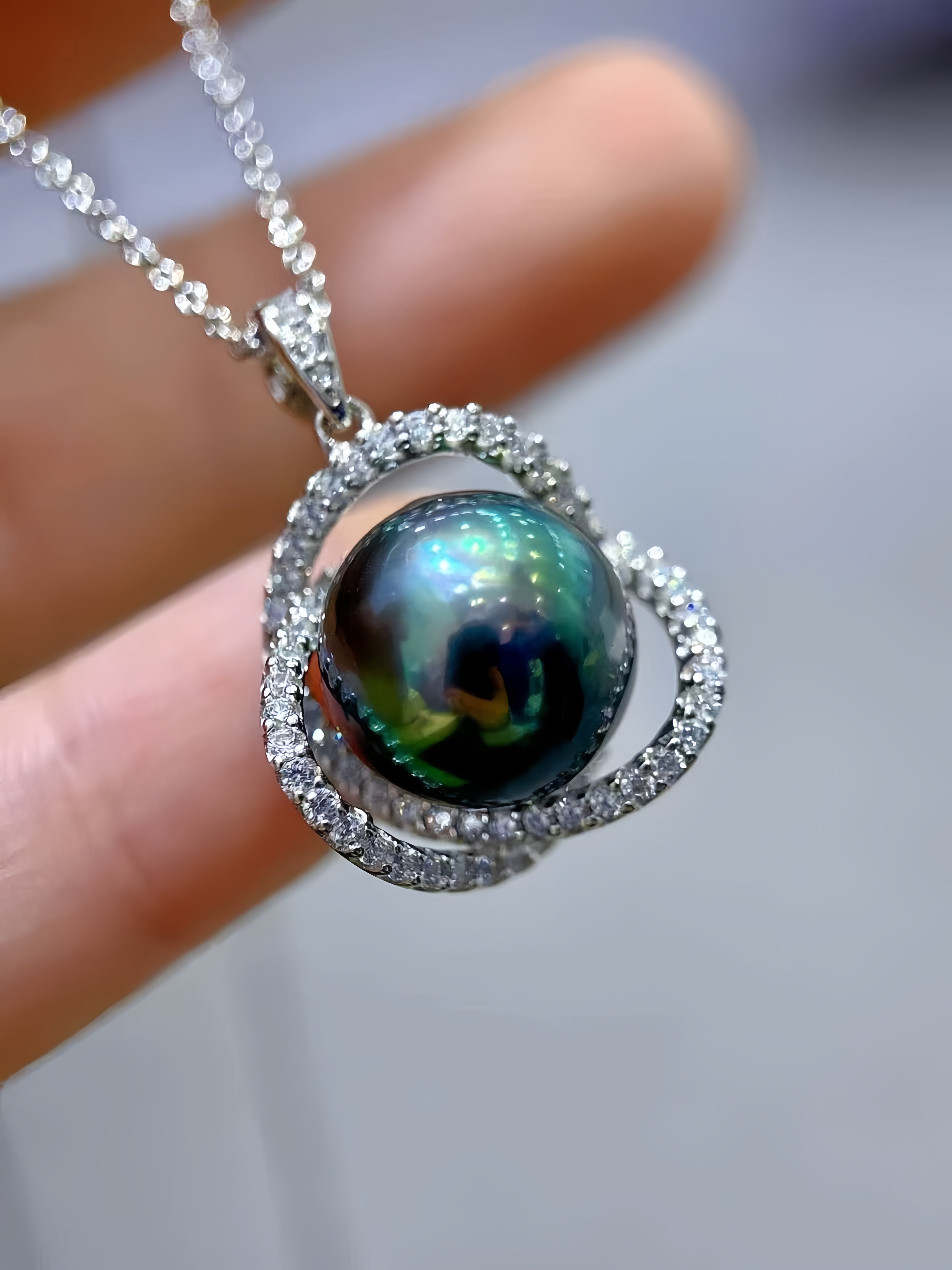 11-12mm Tahitian Pearl Pendant P.06