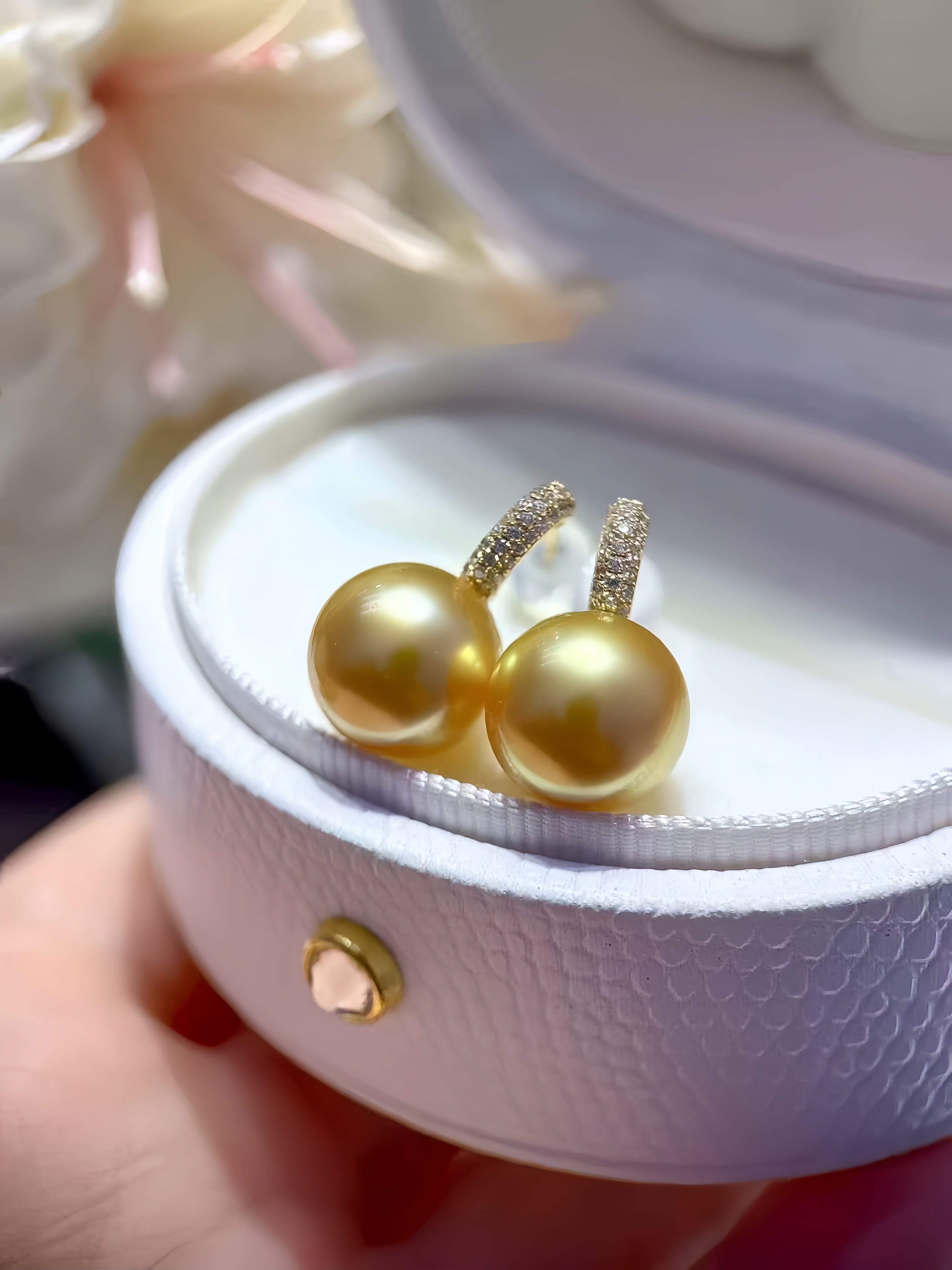 11-12mm South Sea Gold Pearl Earrings/18K Gold E.01