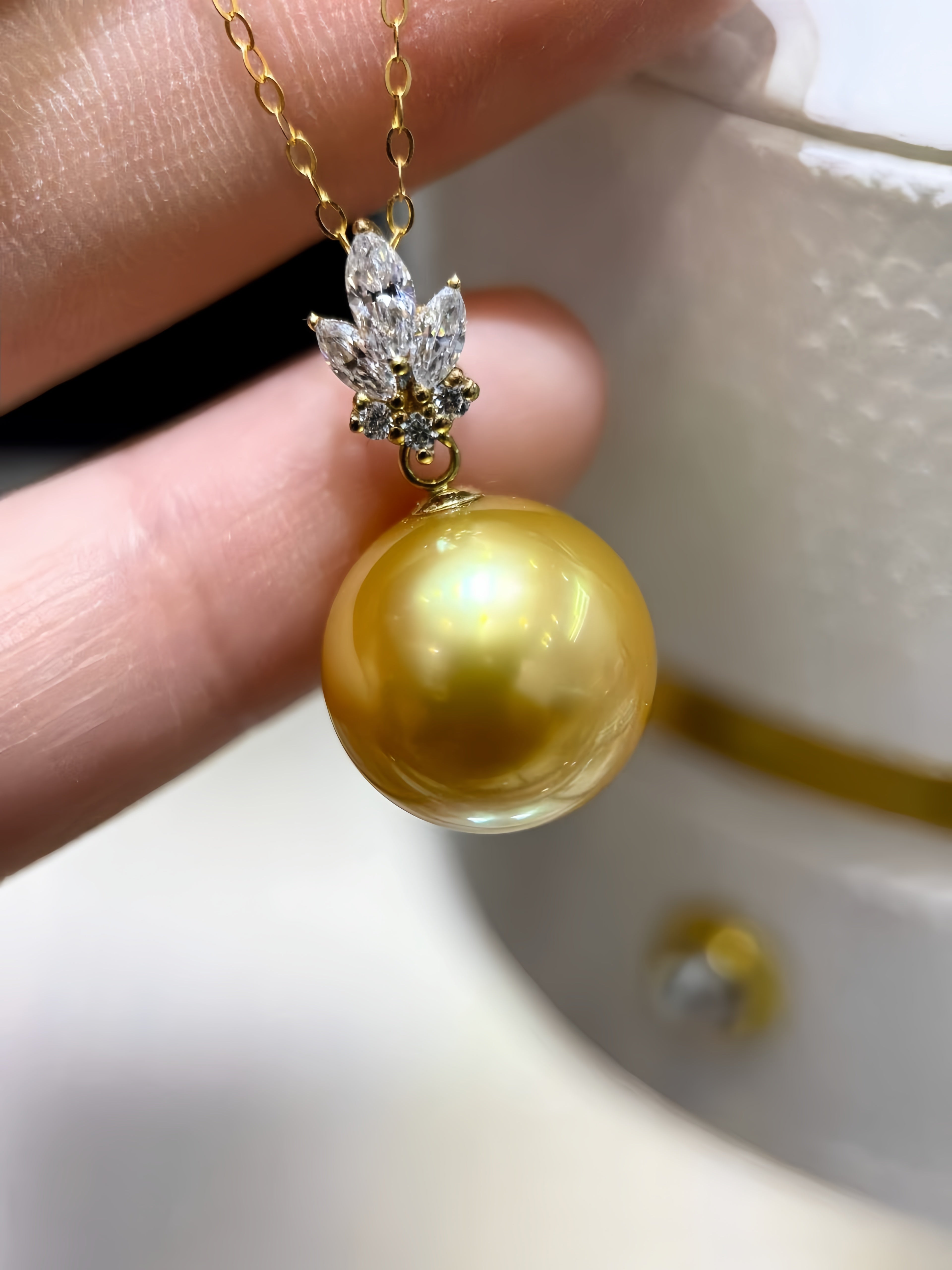 12-13mm South Sea Gold Pearl Pendant/18K Gold P.02