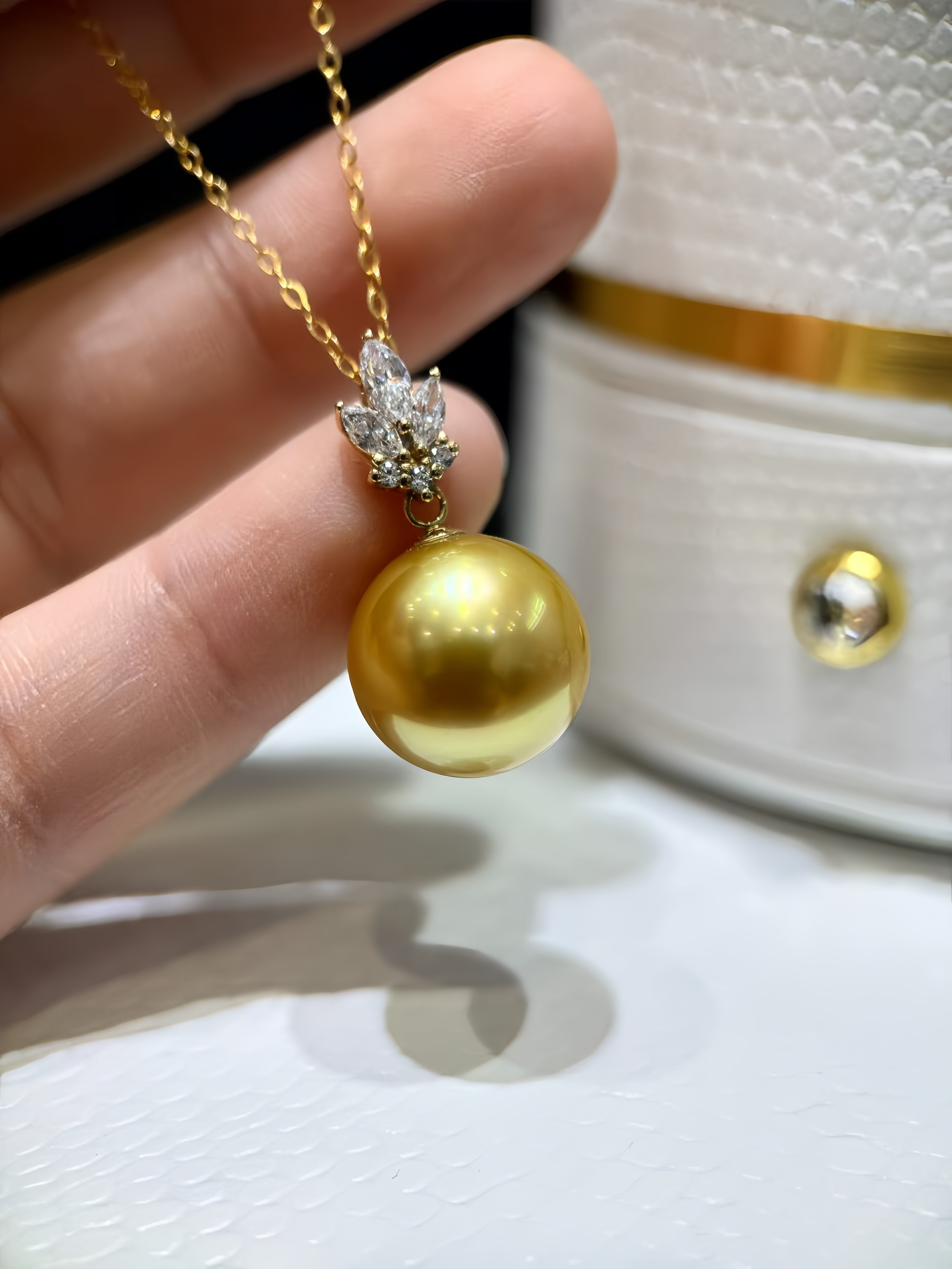 12-13mm South Sea Gold Pearl Pendant/18K Gold P.02