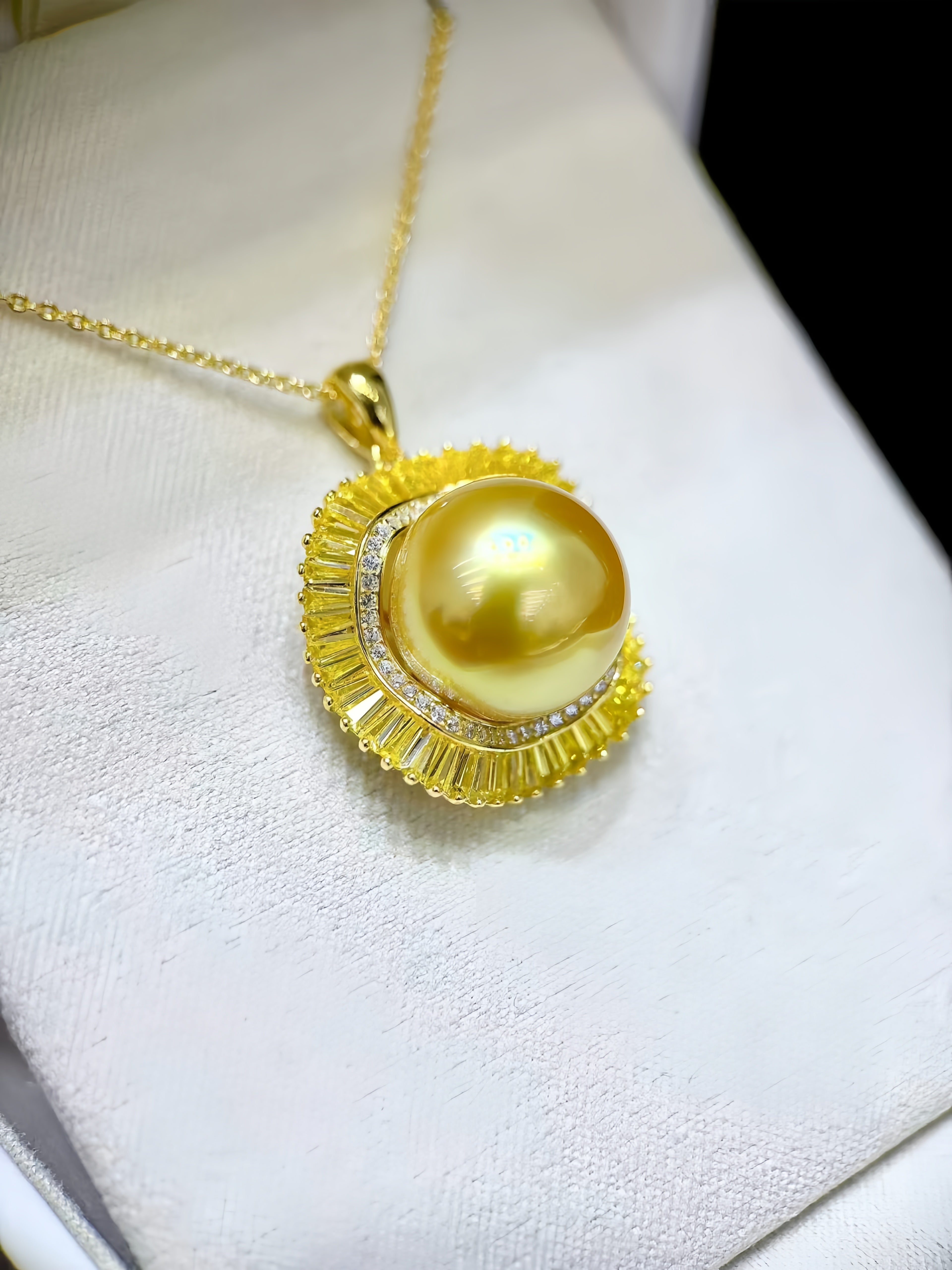 14-15mm South Sea Gold Pearl Pendant P.03