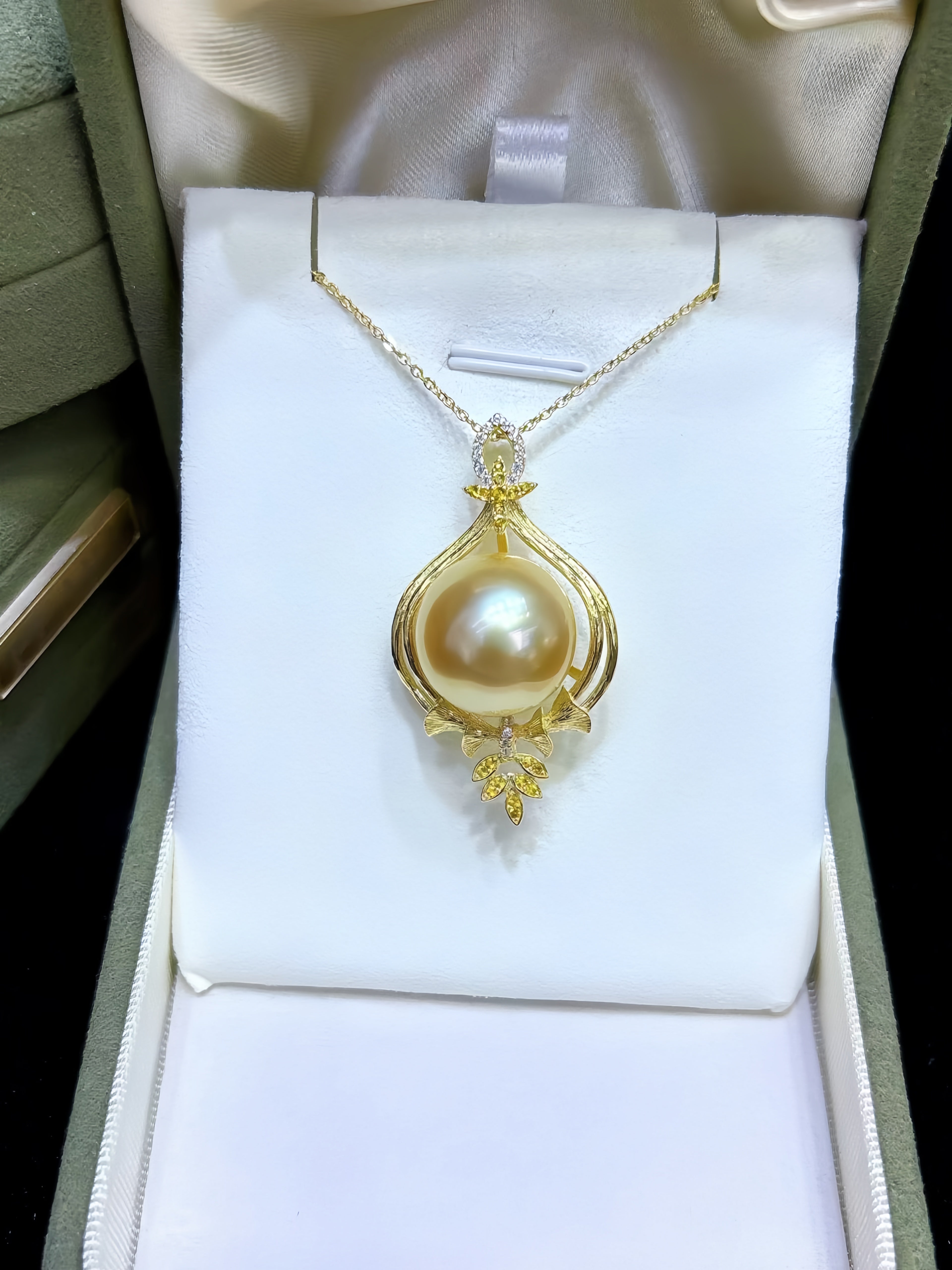 15-16mm South Sea Gold Pearl Pendant P.02